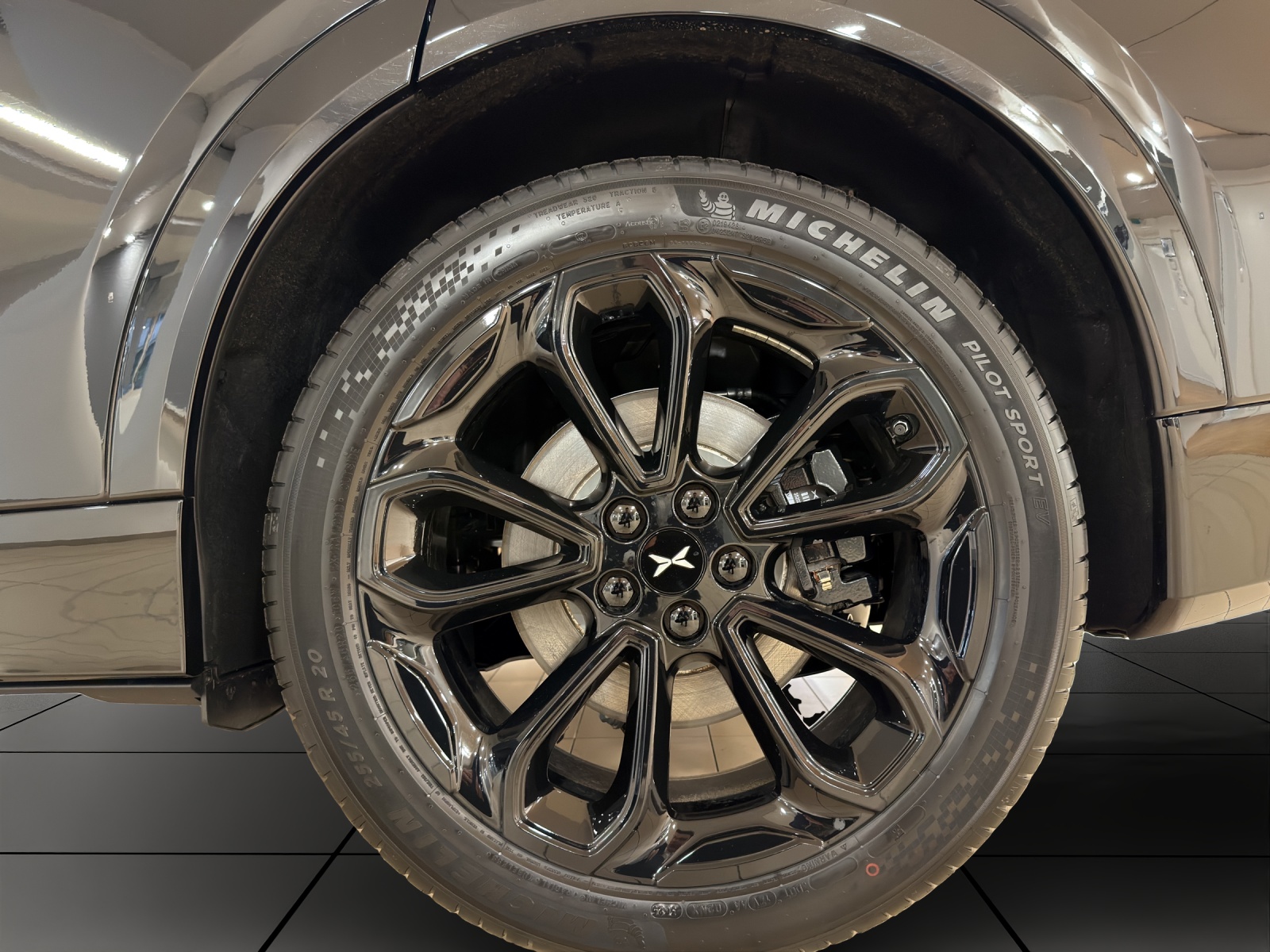 XPENG G6 87,5kWh Performance AWD-image-6