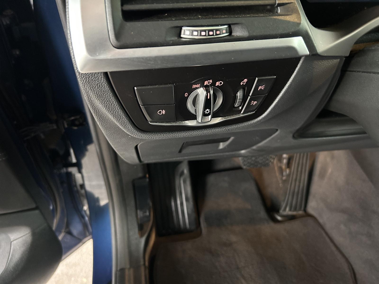 BMW X3 20d xDrive paddles-image-16