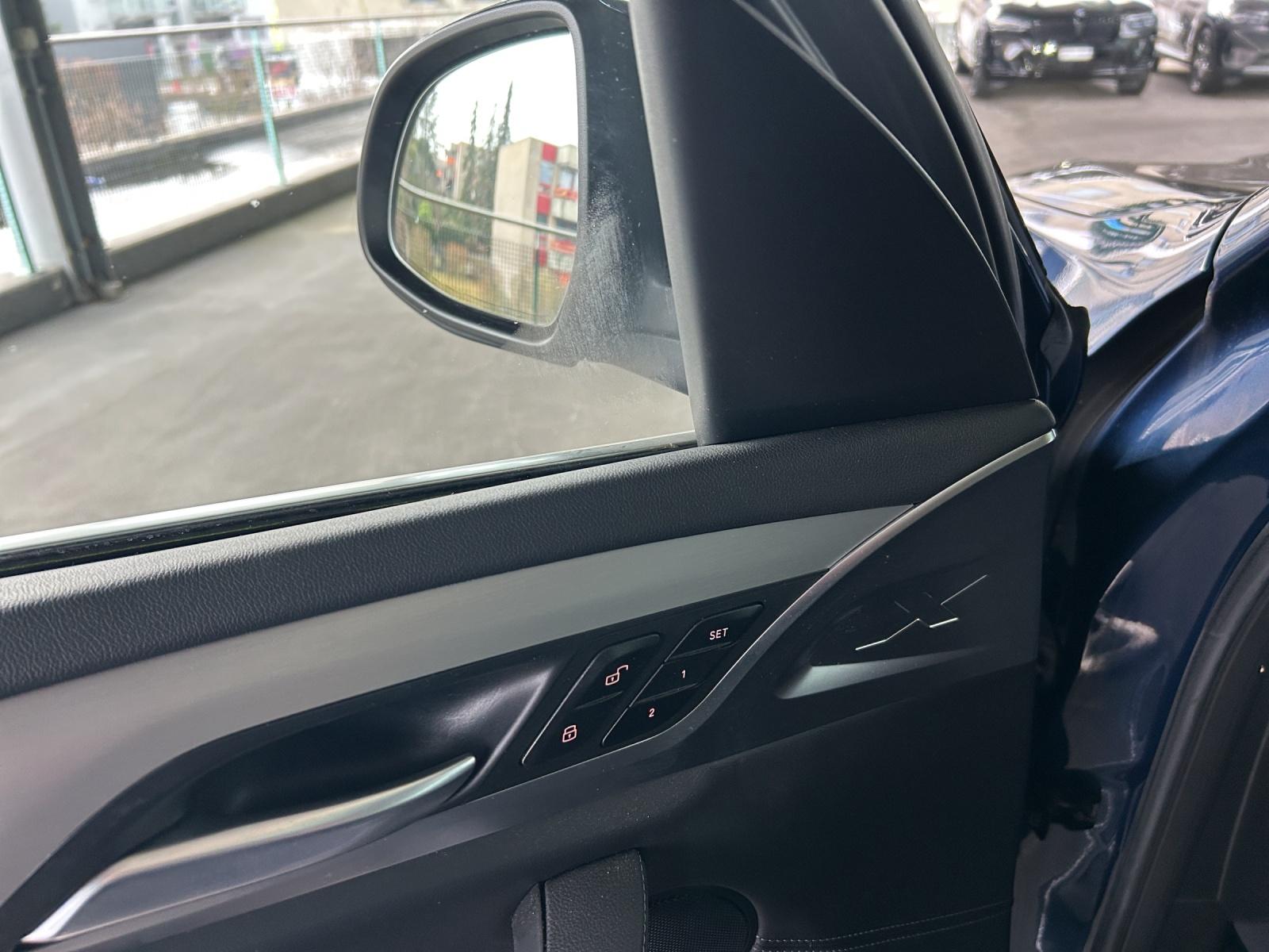BMW X3 20d xDrive paddles-image-13