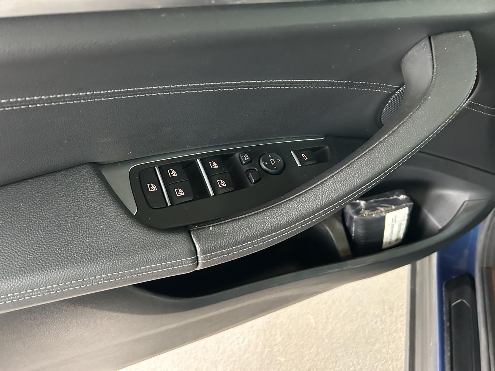 BMW X3 20d xDrive paddles-image-14