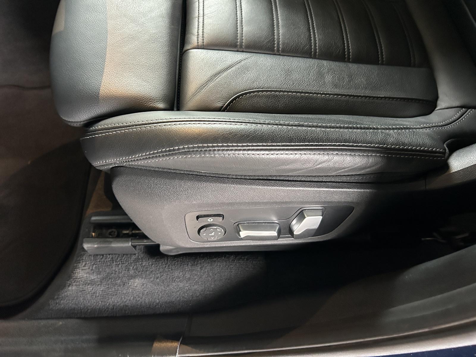 BMW X3 20d xDrive paddles-image-15