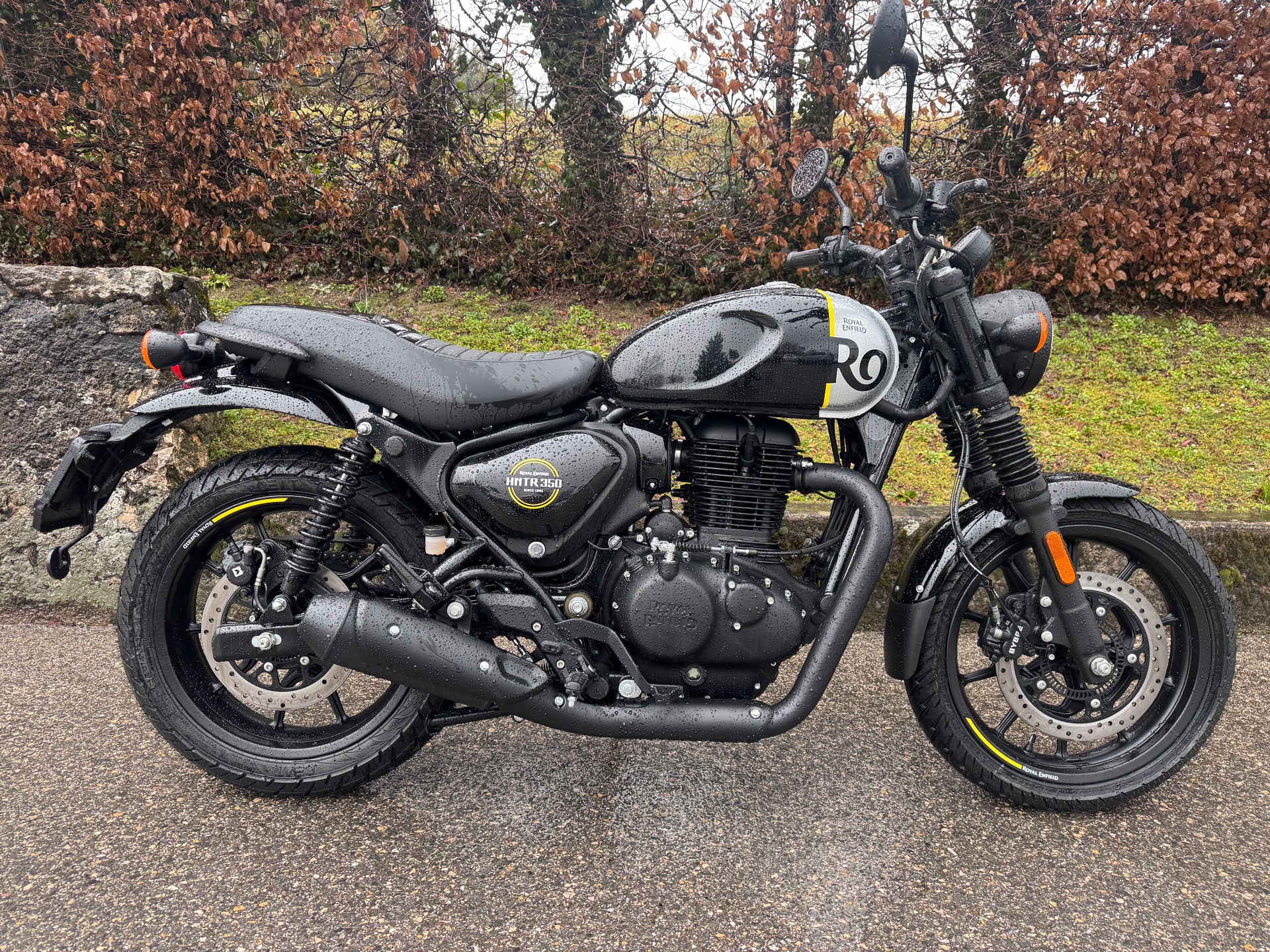 ROYAL ENFIELD Hntr 350 Rebel