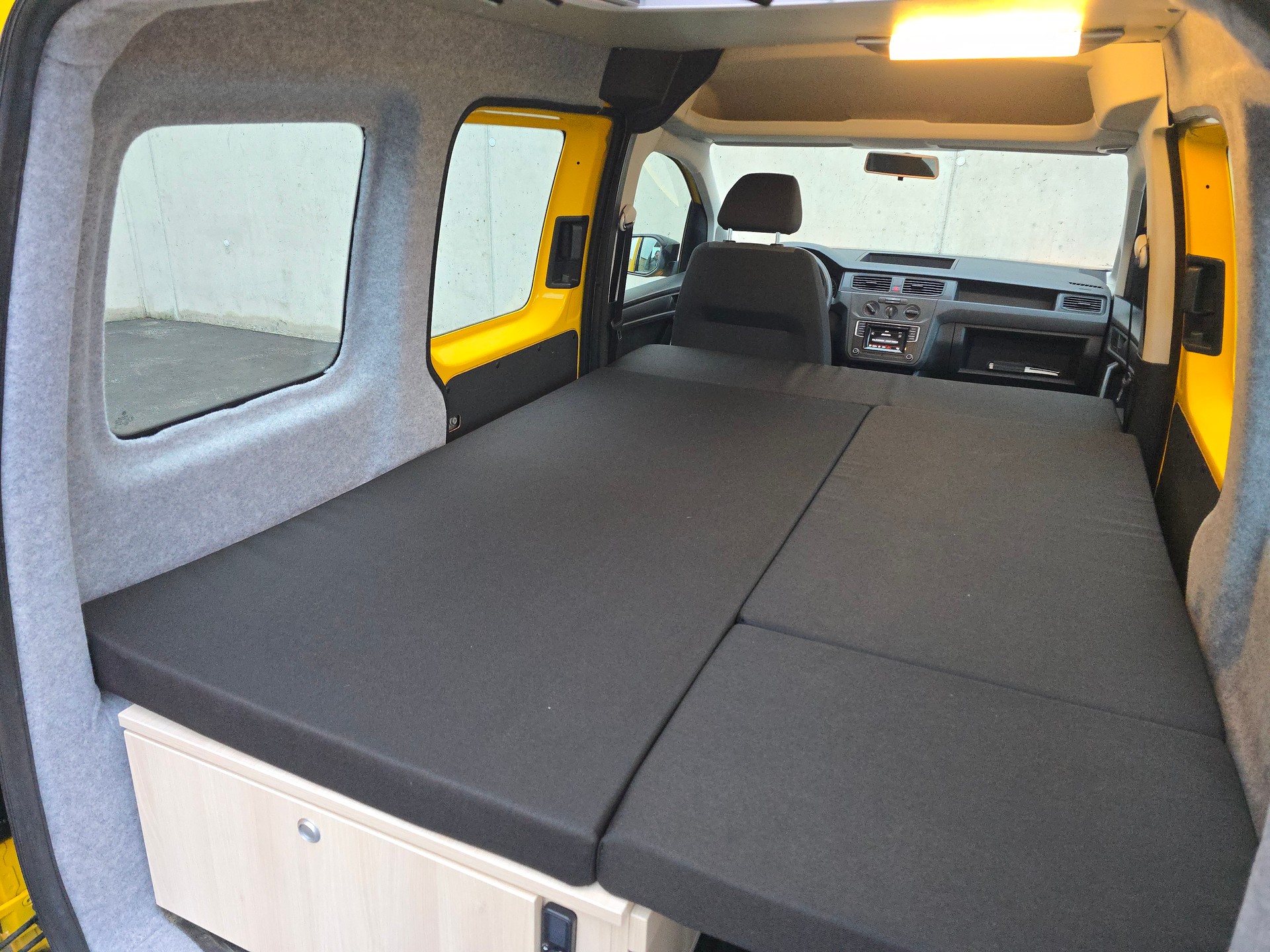 VW VW GEOVAN M - 1.0TSI 102PS - Benzin - Fensterbus-image-14