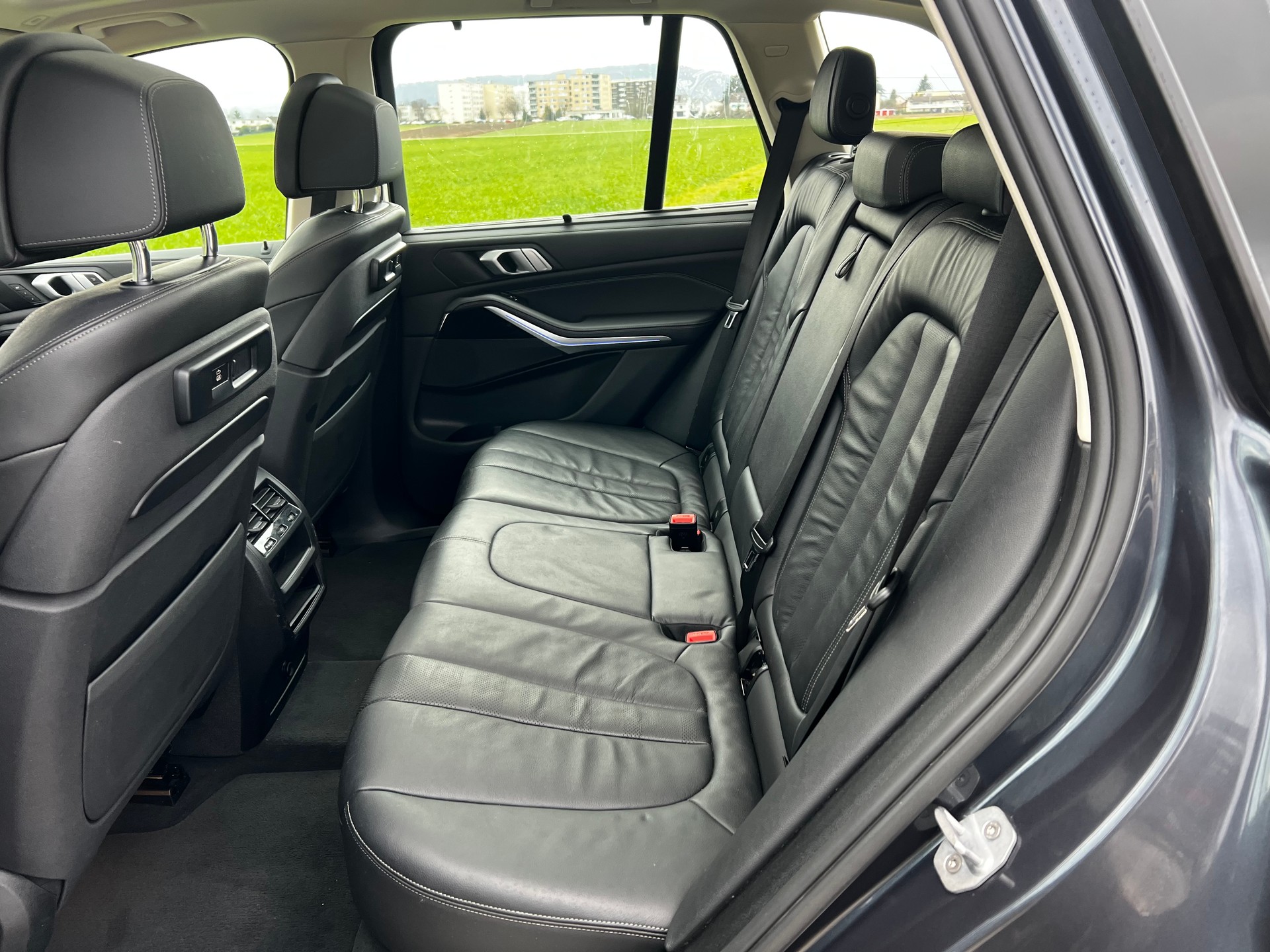 BMW X5 xDrive 30d Steptronic-image-12