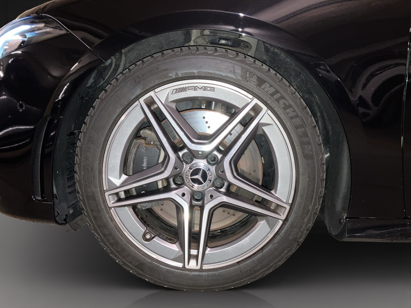 MERCEDES-BENZ A 250 4Matic AMG Line 4Matic 7G-DCT-image-11