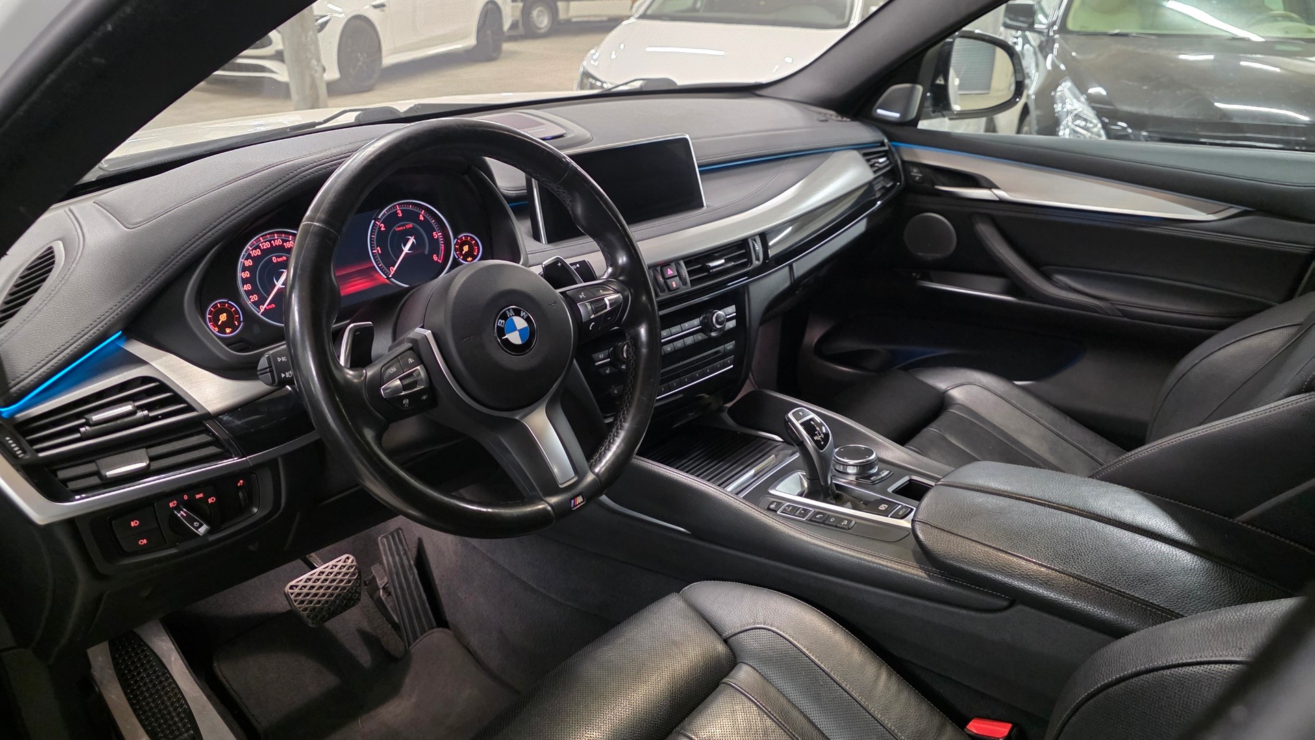 BMW X6 xDrive 40d Pure M Sport Steptronic-image-6