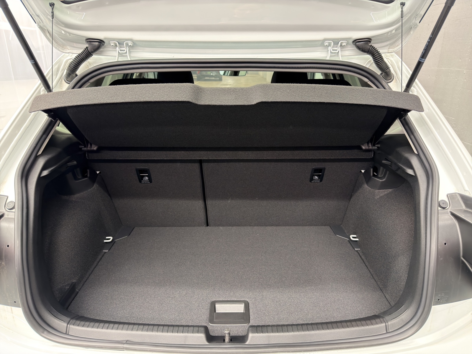VW Polo 1.0 TSI Life-image-9