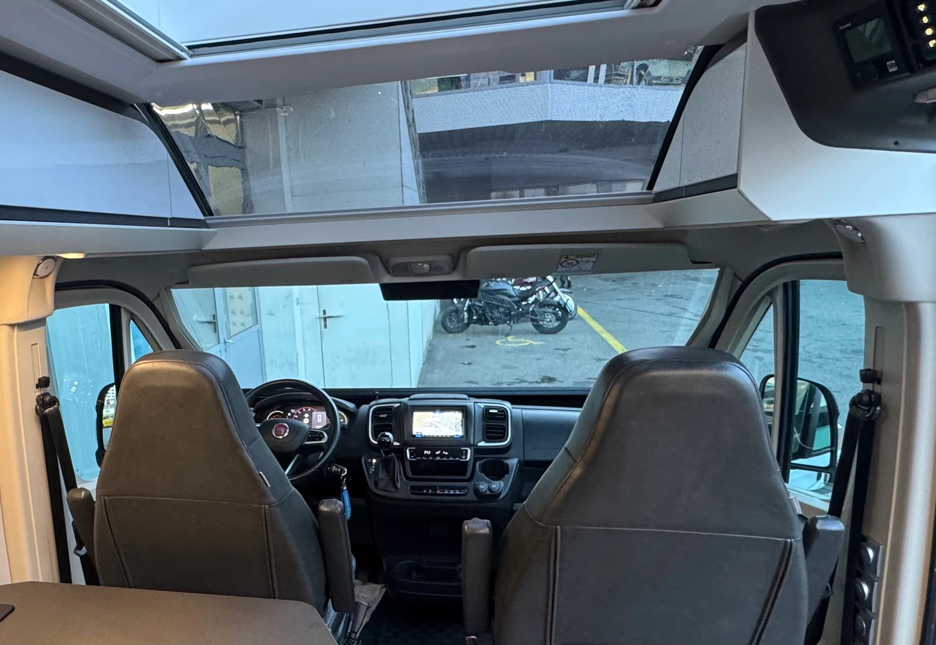 ADRIA Twin 640 SPB Family Supreme-image-12