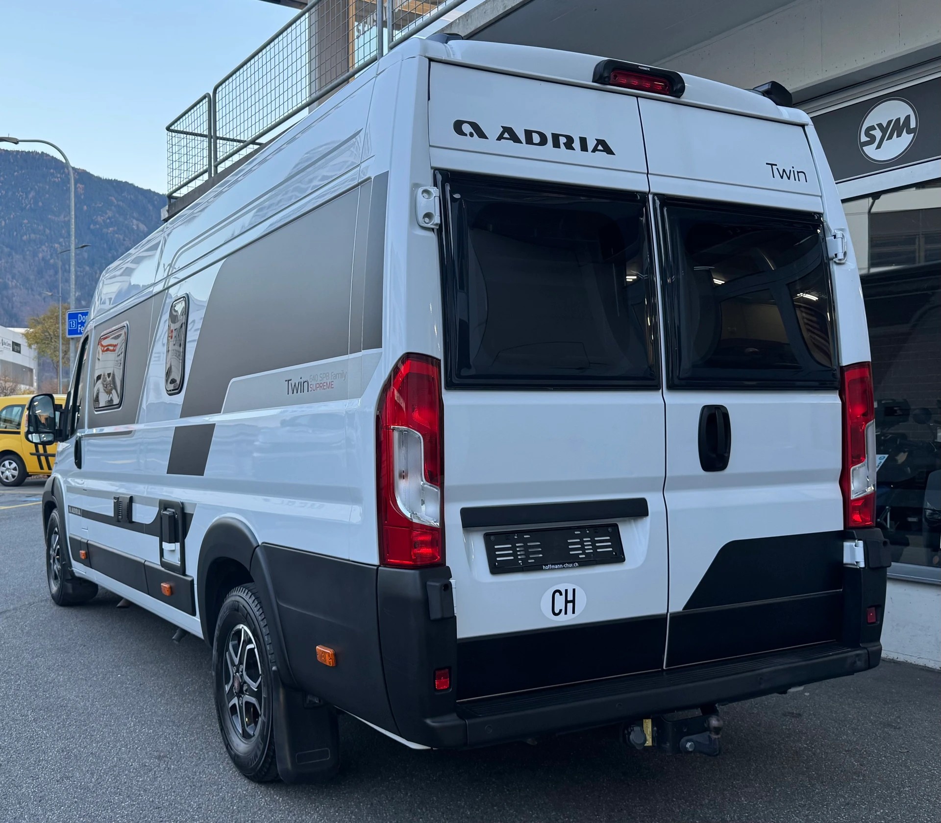 ADRIA Twin 640 SPB Family Supreme-image-4