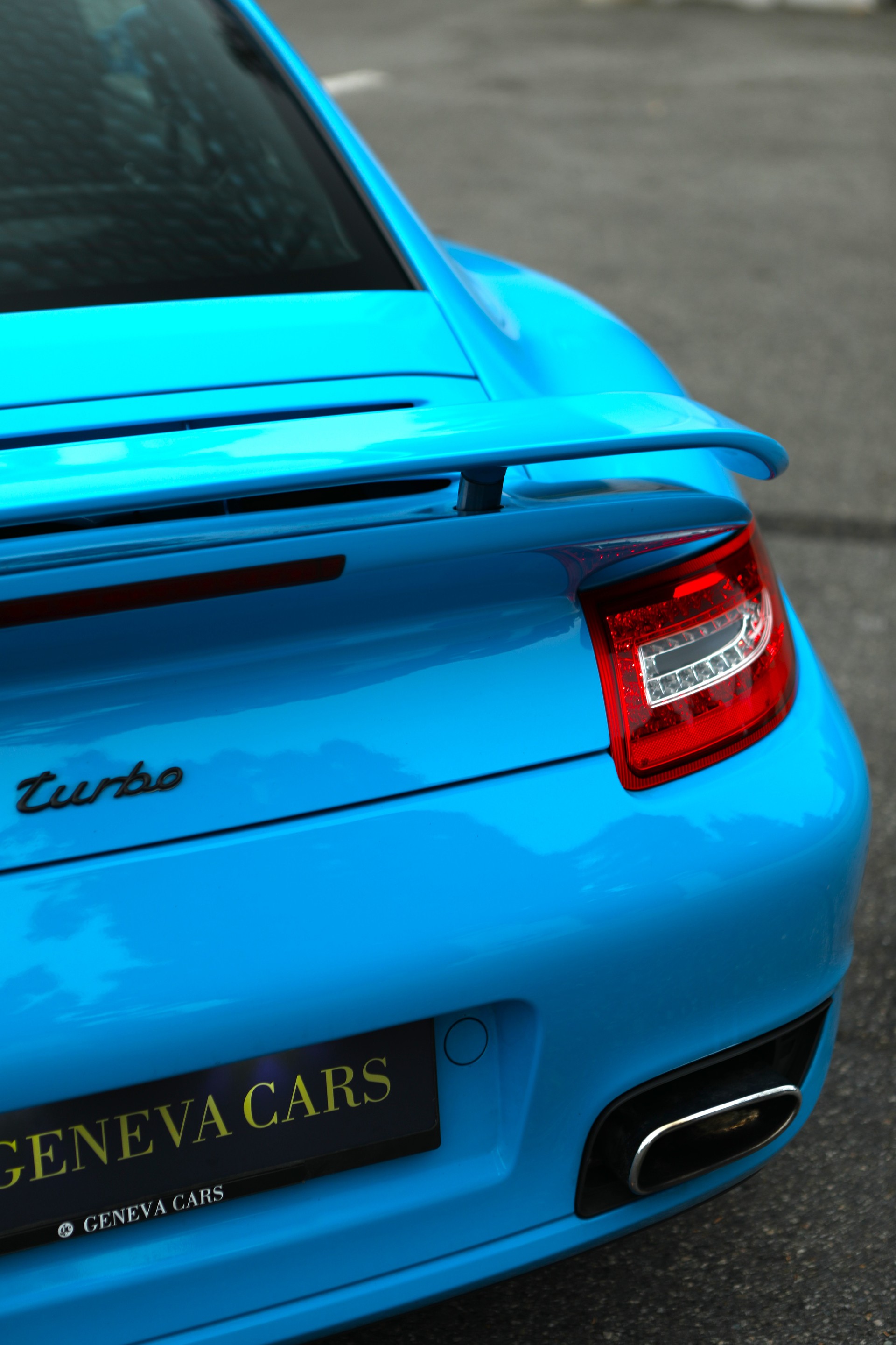 PORSCHE 911 Turbo 997 - Mexico Blue - boîte manuelle-image-8