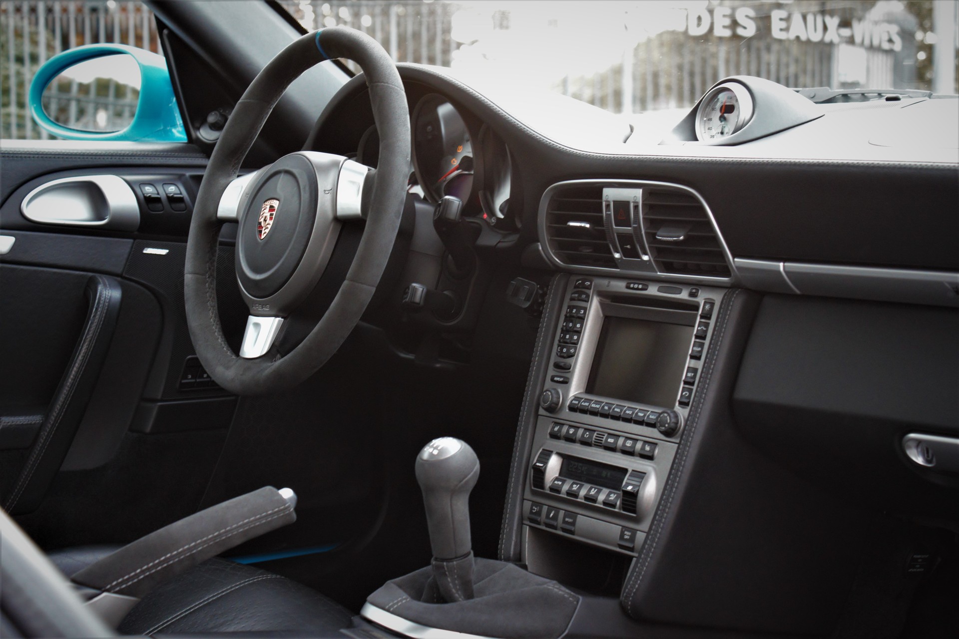 PORSCHE 911 Turbo 997 - Mexico Blue - boîte manuelle-image-11