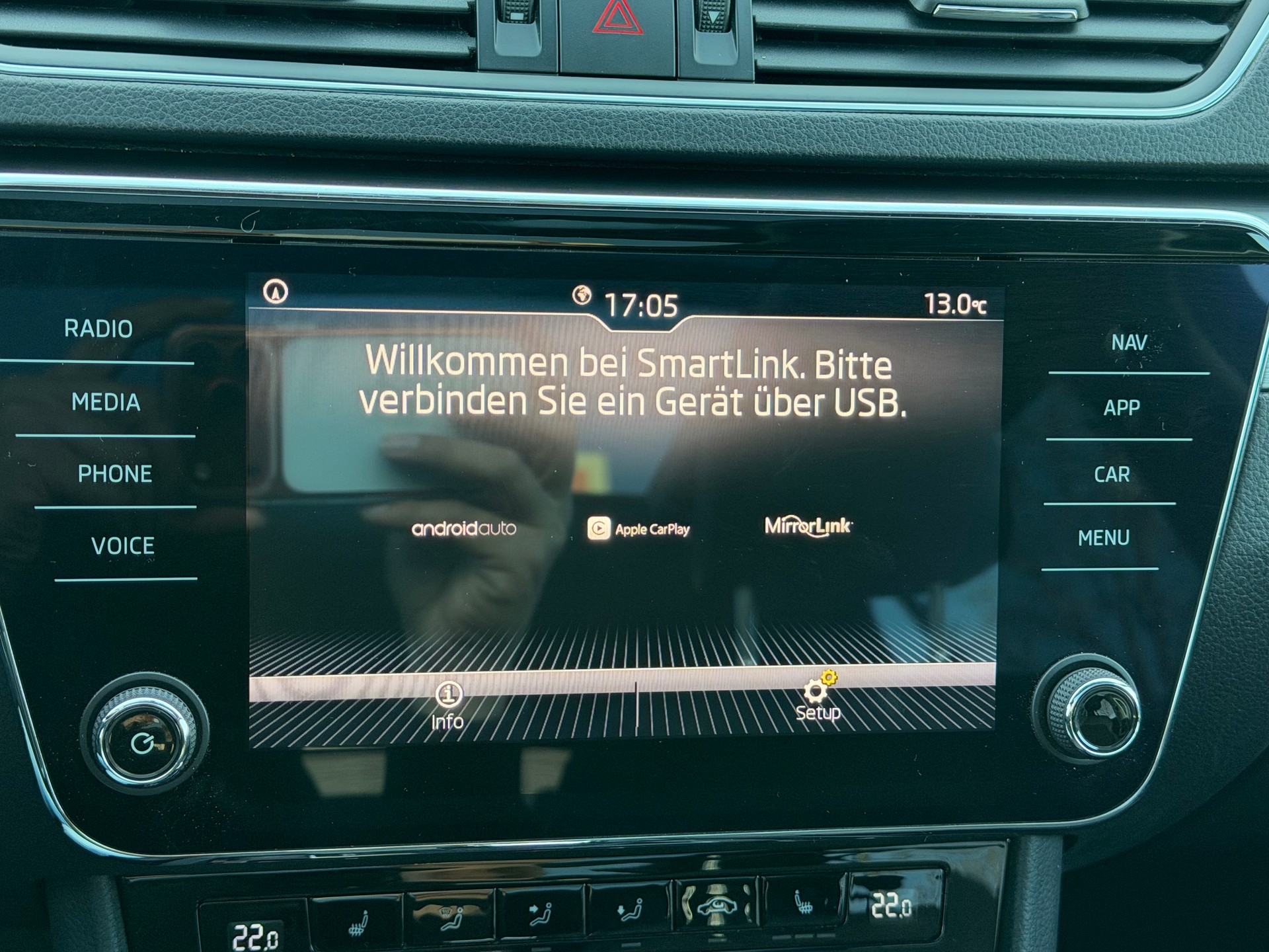 SKODA Superb Combi 2.0 TSI Style DSG 4x4-image-21