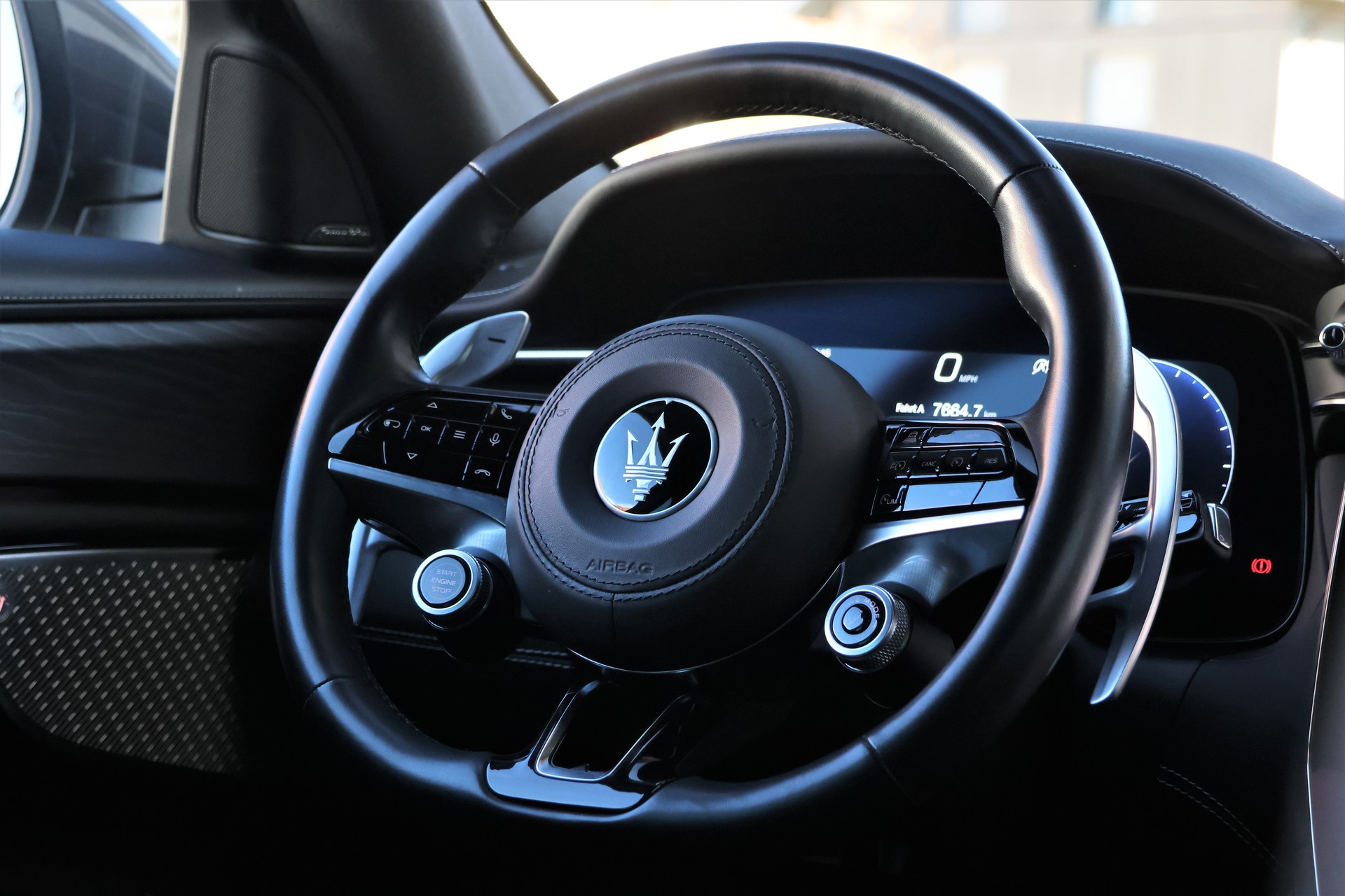 MASERATI Grecale 2.0 MHEV Modena Hybrid Automatica (CH)-image-16