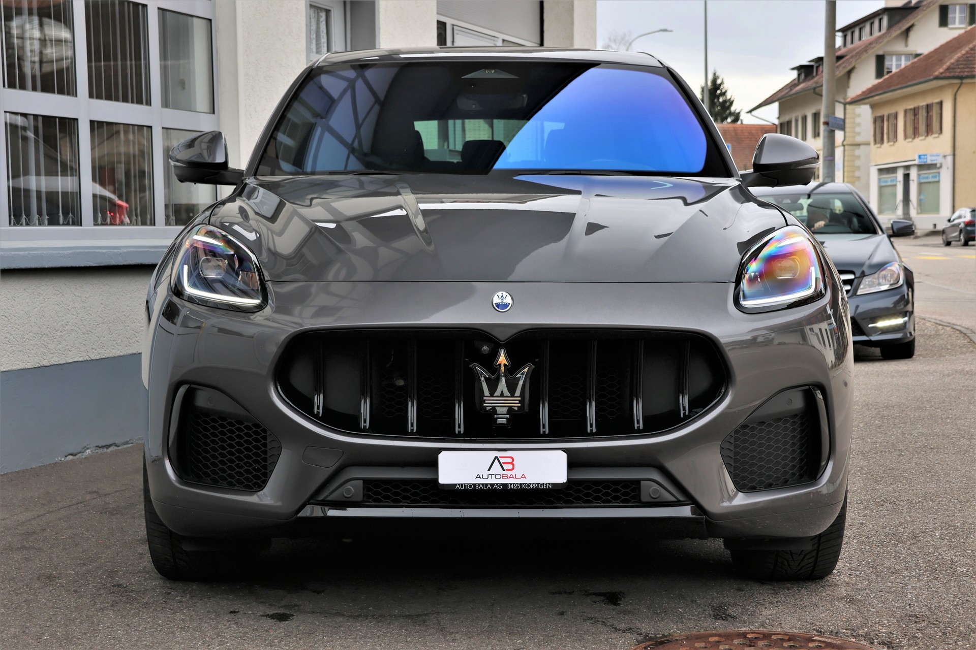 MASERATI Grecale 2.0 MHEV Modena Hybrid Automatica (CH)-image-1