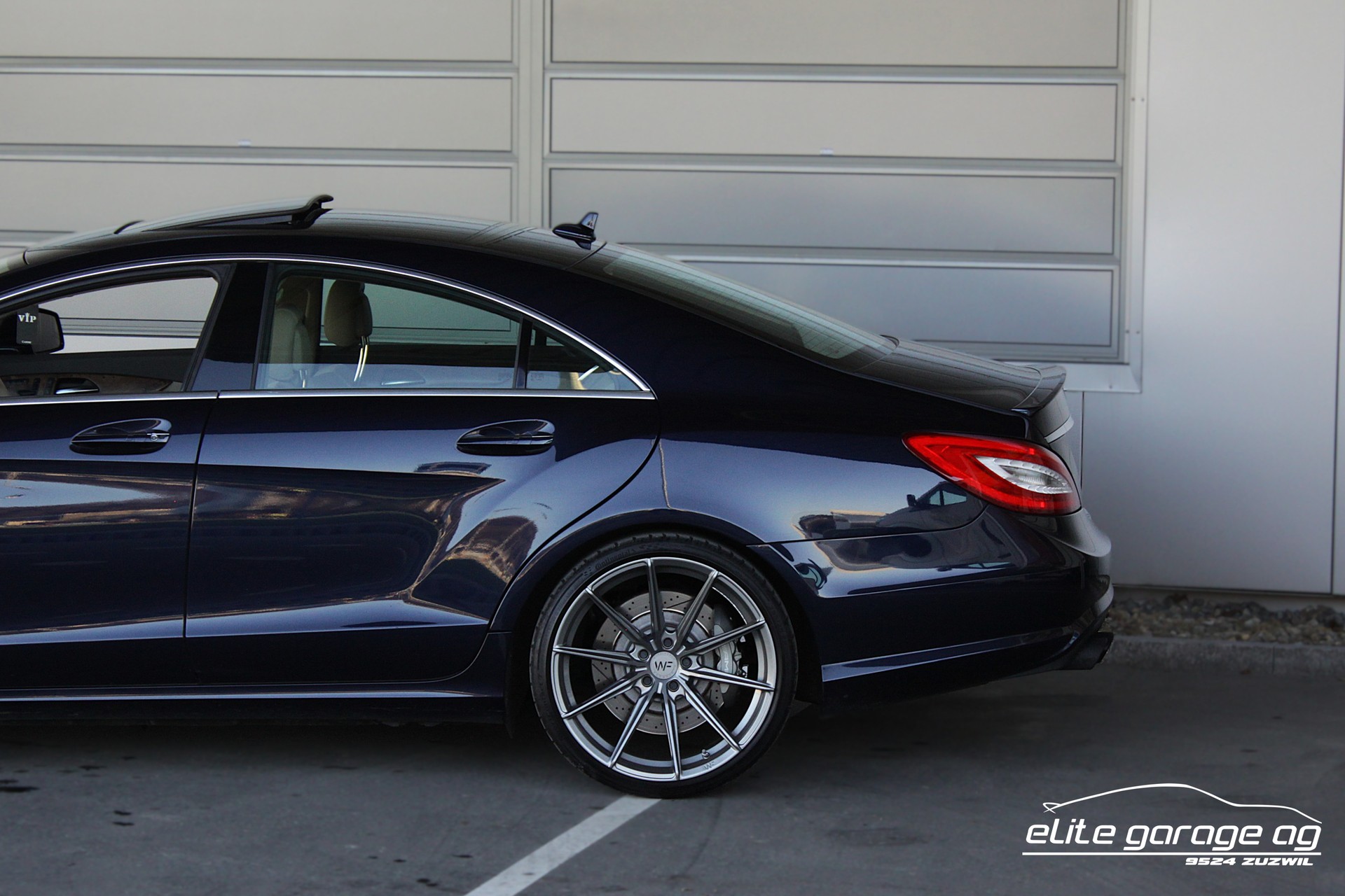 MERCEDES-BENZ CLS 63 AMG Speedshift MCT 700 PS-image-12