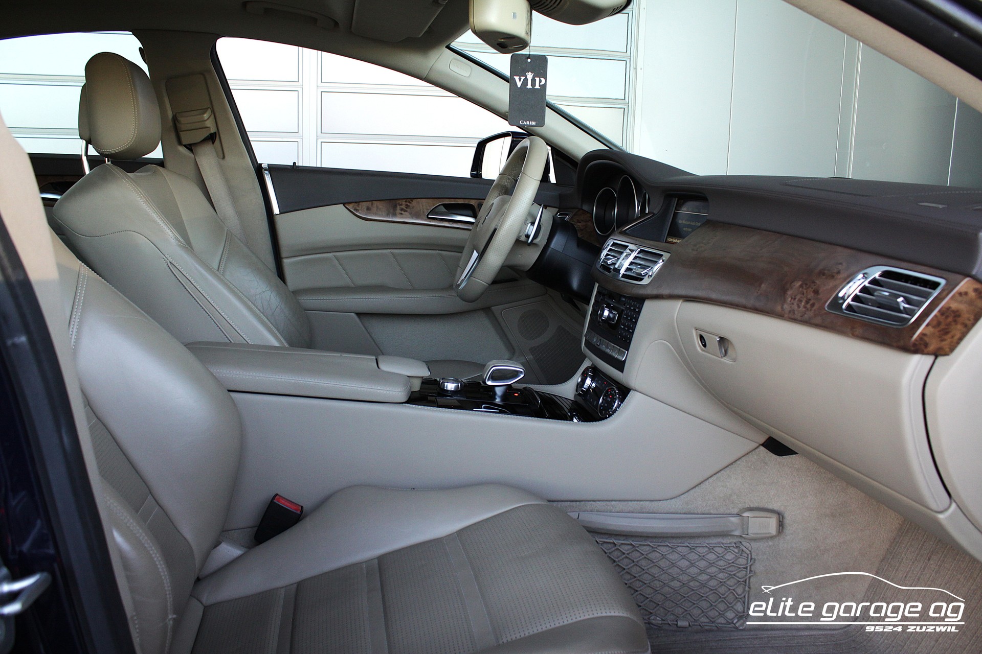 MERCEDES-BENZ CLS 63 AMG Speedshift MCT 700 PS-image-15