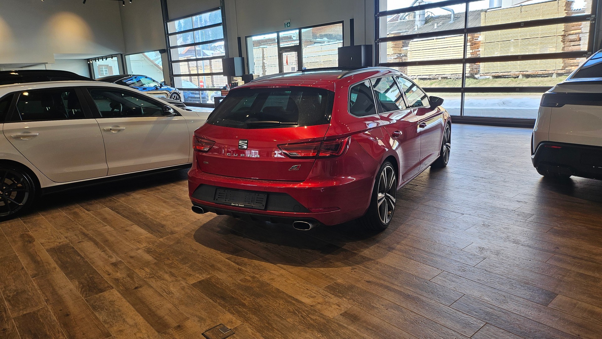 SEAT Leon ST 2.0 TSI Cupra 300 4 Drive DSG-image-9