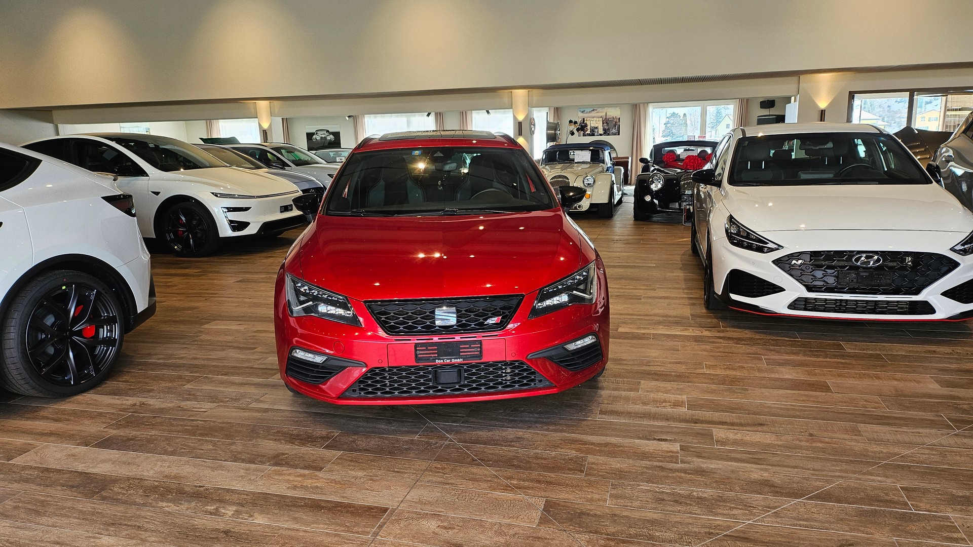 SEAT Leon ST 2.0 TSI Cupra 300 4 Drive DSG-image-2