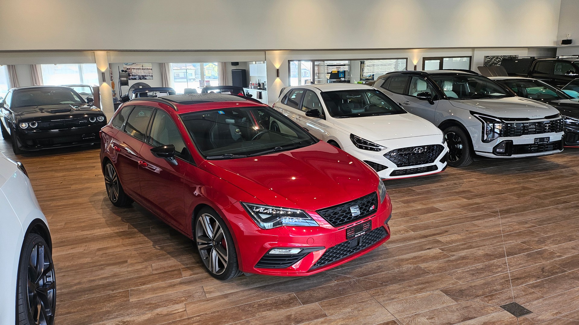 SEAT Leon ST 2.0 TSI Cupra 300 4 Drive DSG-image-5