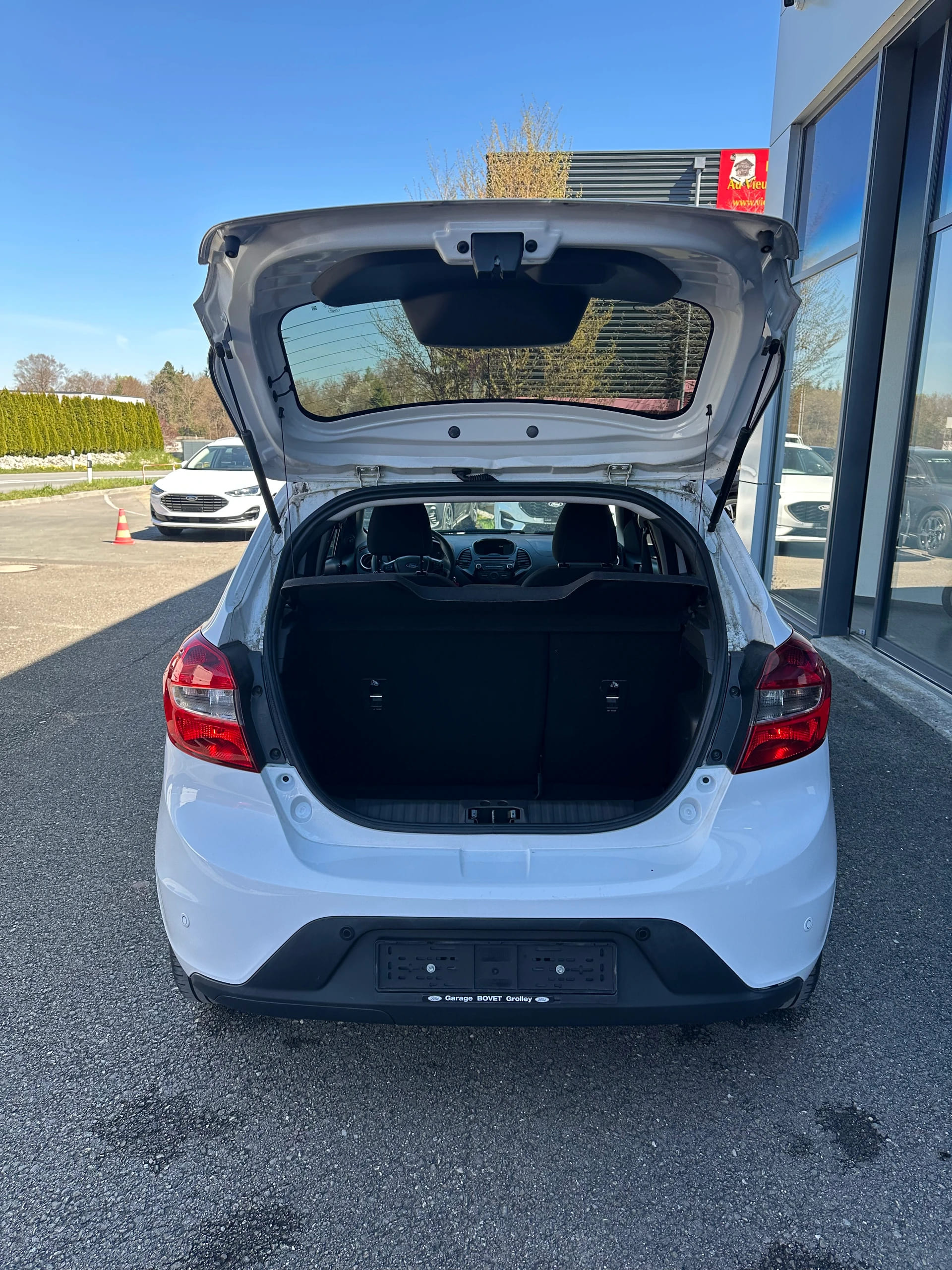 FORD Ka+ 1.2 Ti-VCT 85 Cool&Sound-image-5