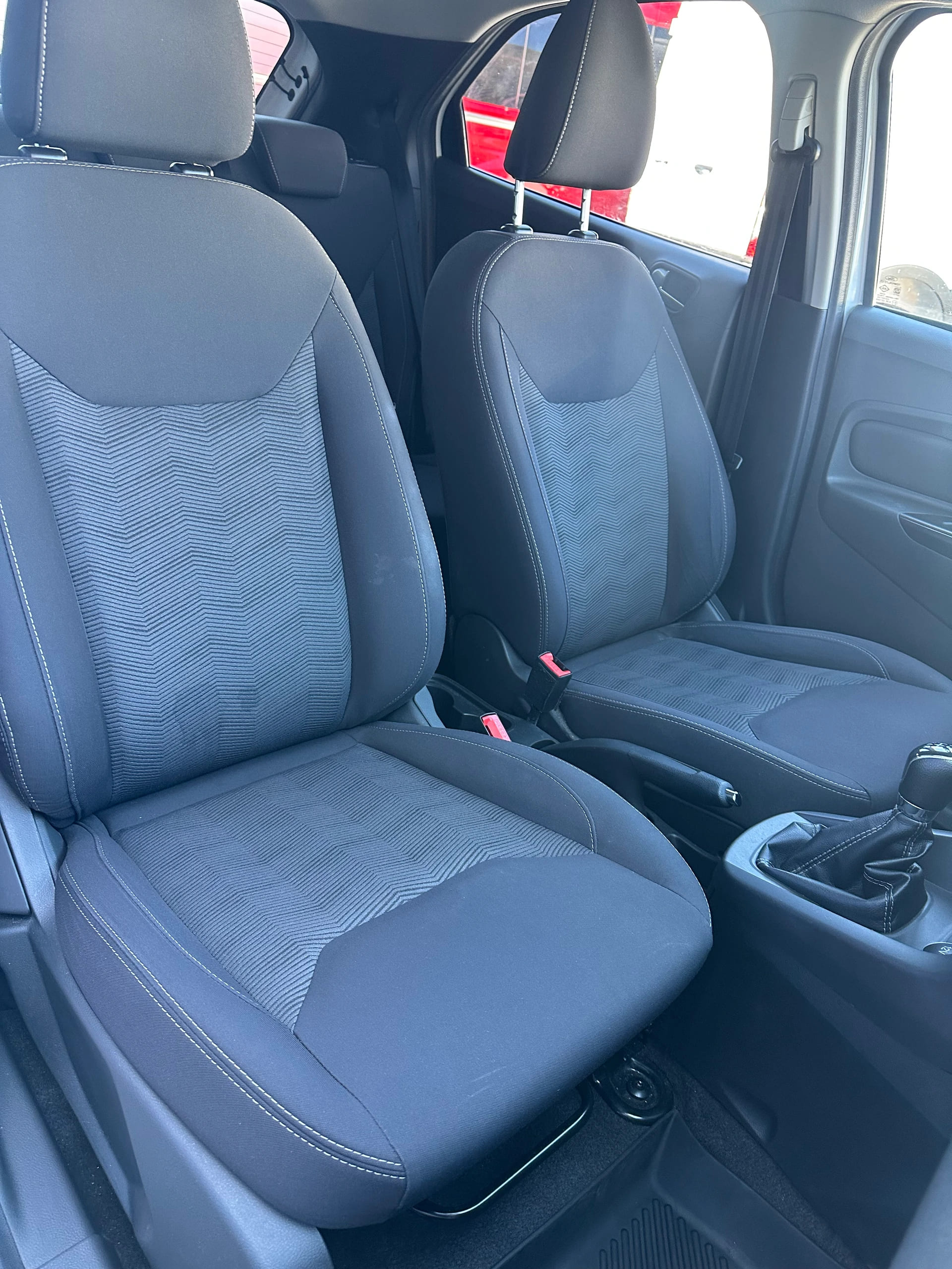 FORD Ka+ 1.2 Ti-VCT 85 Cool&Sound-image-12