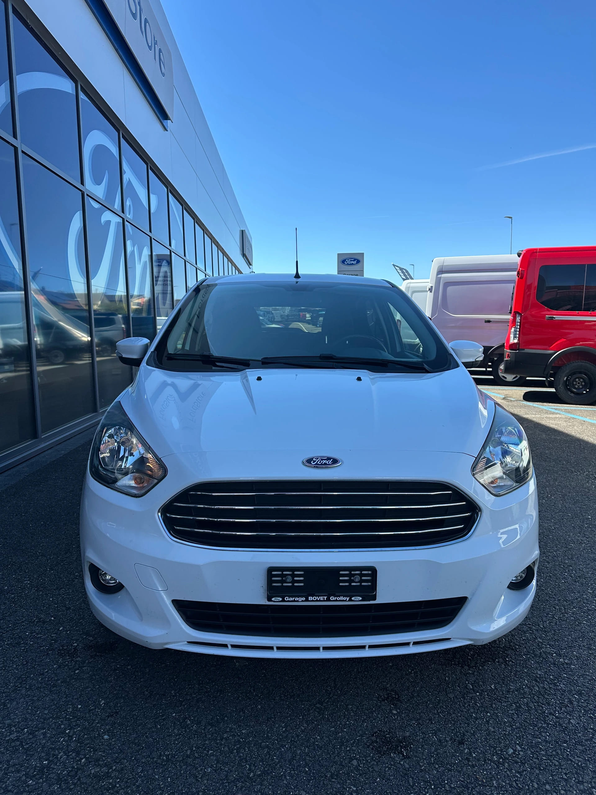 FORD Ka+ 1.2 Ti-VCT 85 Cool&Sound-image-8
