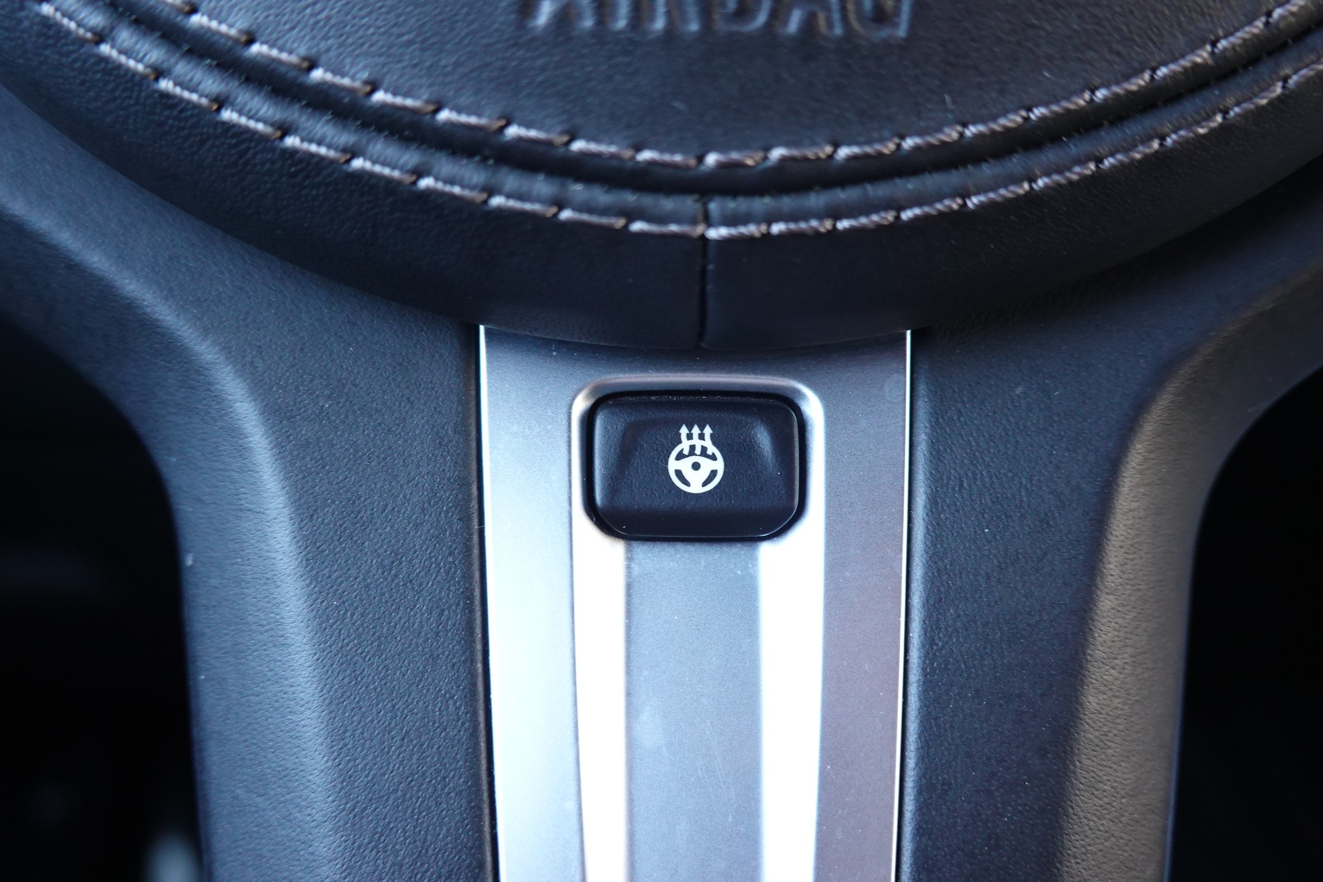 BMW X5 xDrive 48V 40d M Sport * CH Auto * Harman Kardon * Camera 360 * Roues 22 * Toutes aides Conduites *-image-13