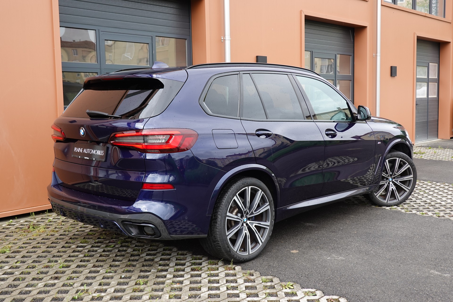 BMW X5 xDrive 48V 40d M Sport * CH Auto * Harman Kardon * Camera 360 * Roues 22 * Toutes aides Conduites *-image-5