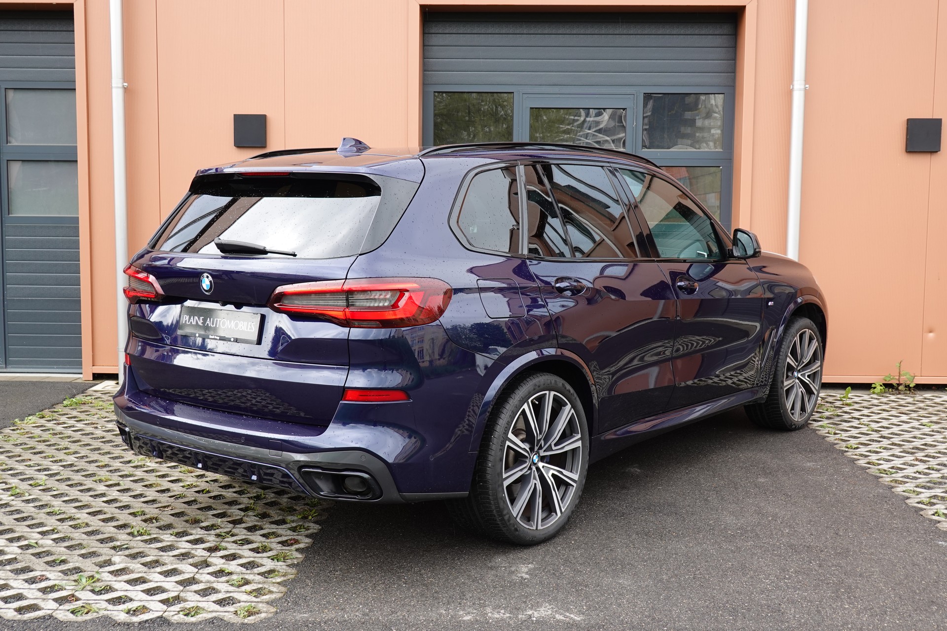 BMW X5 xDrive 48V 40d M Sport * CH Auto * Harman Kardon * Camera 360 * Roues 22 * Toutes aides Conduites *-image-7