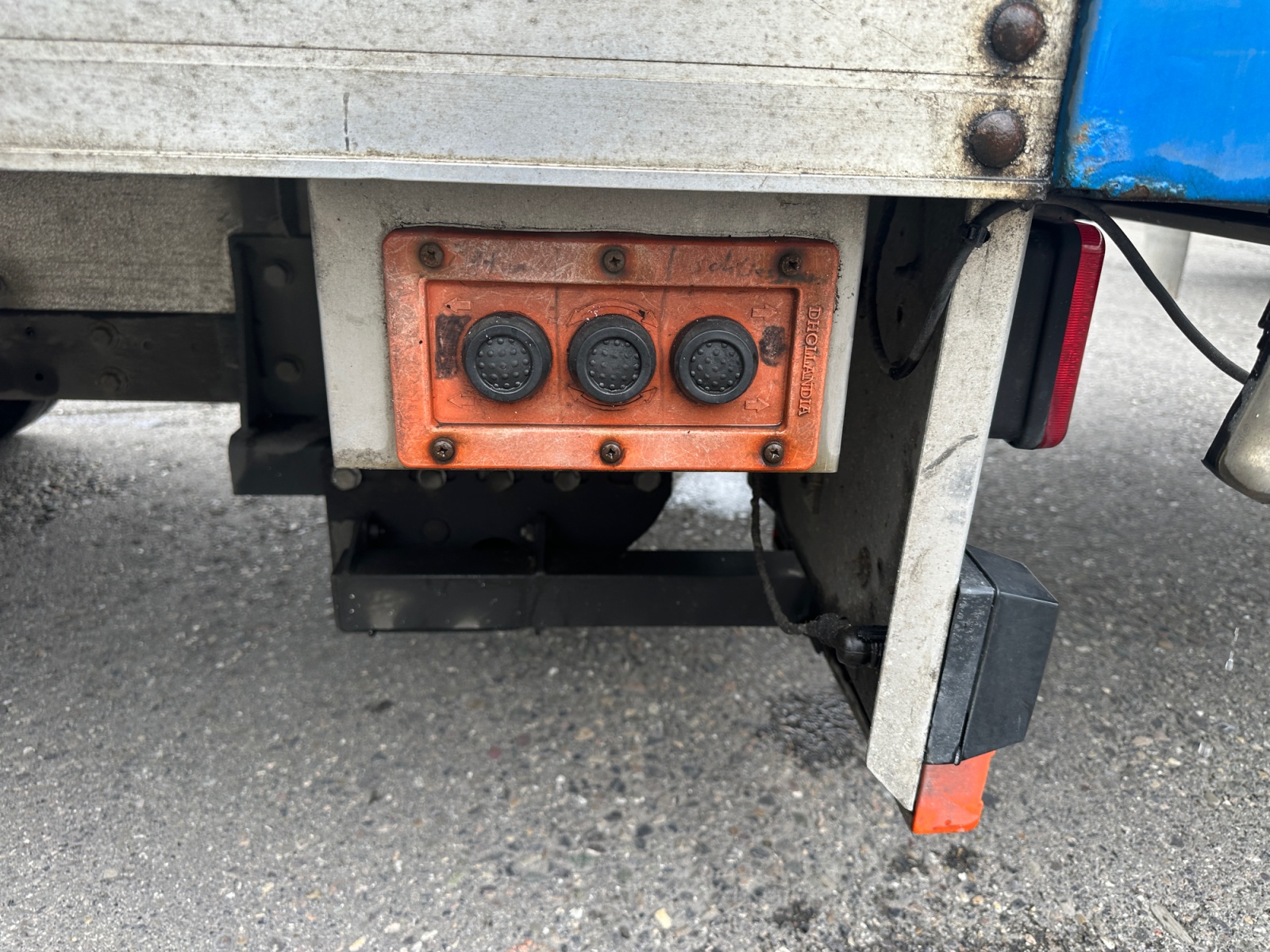 IVECO 35 S 15 Koffer Hebebühne AHK-image-11