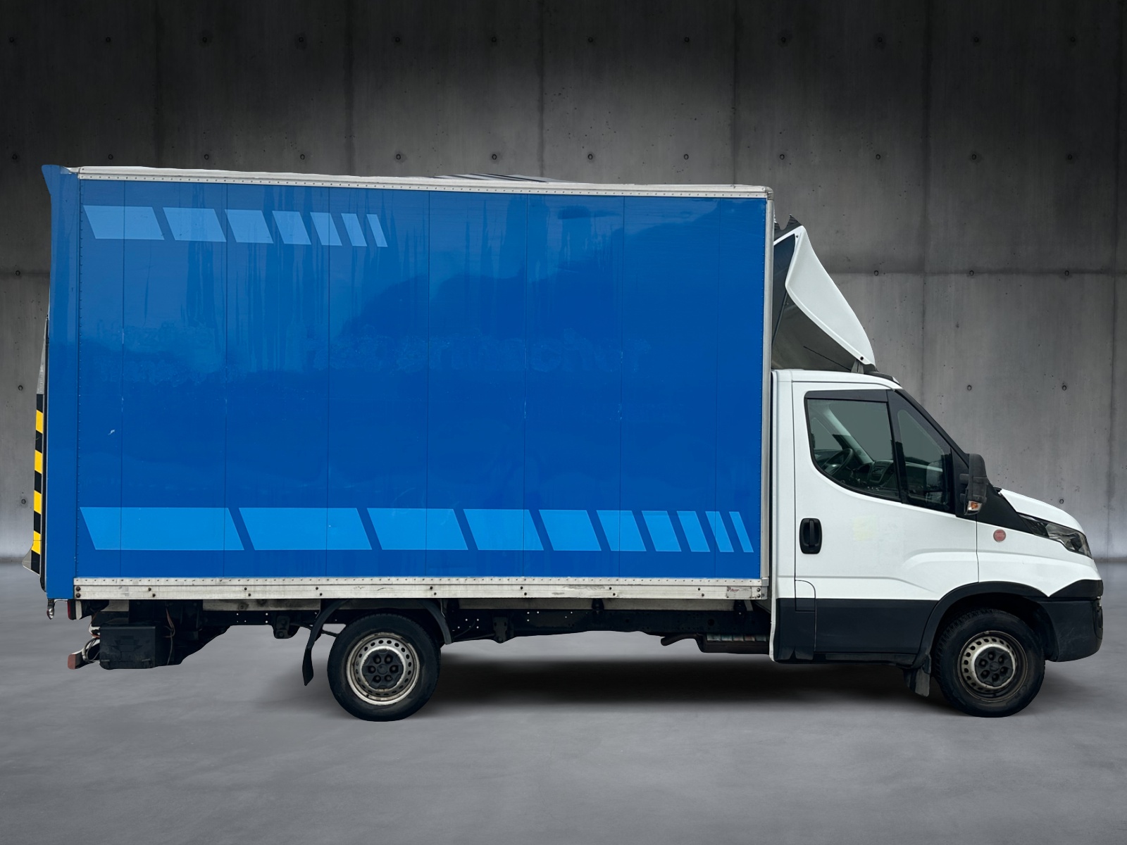 IVECO 35 S 15 Koffer Hebebühne AHK-image-3