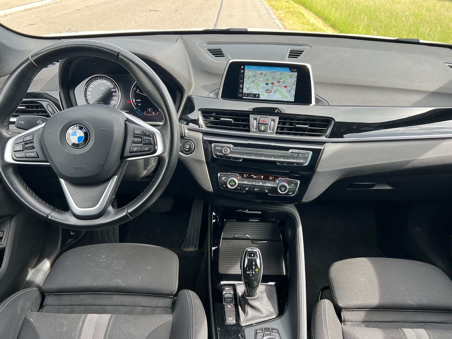 BMW X1 xDrive 18d Steptronic- 4X4-image-13