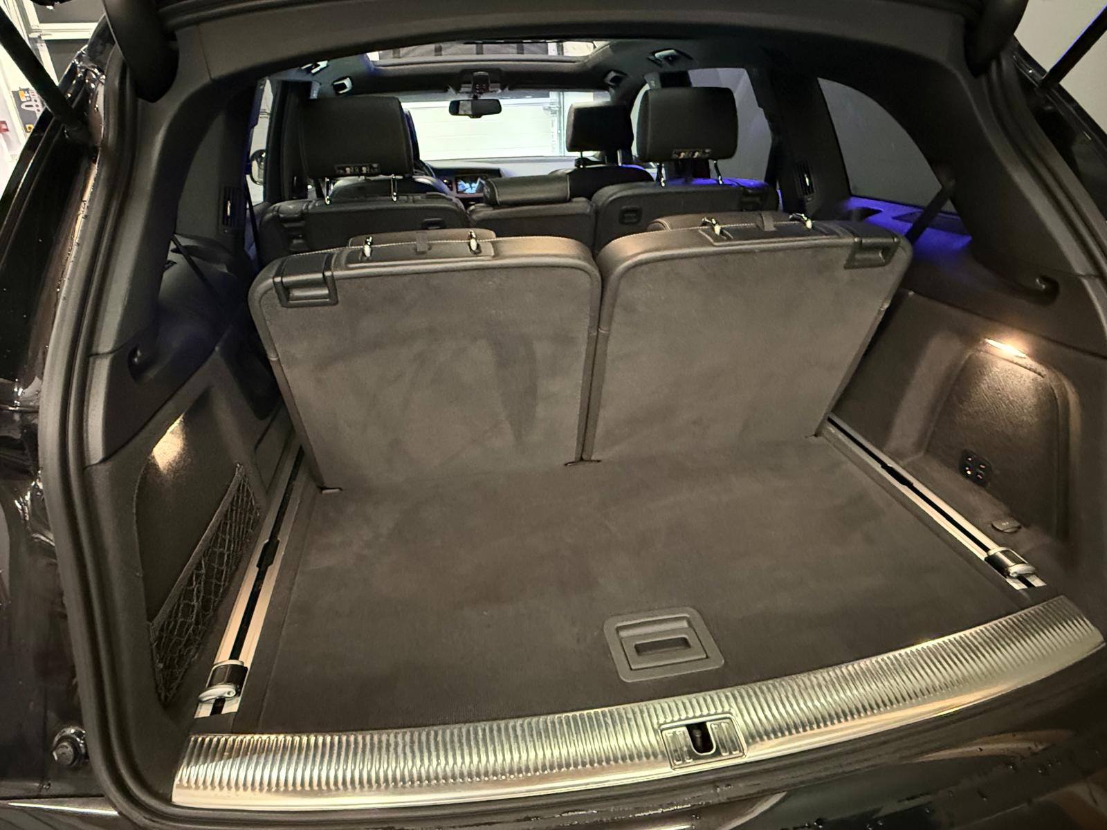 AUDI Q7 4.2 TDI quattro tiptronic-image-27