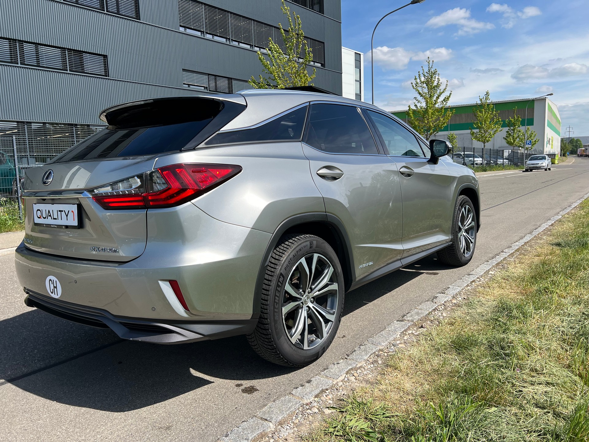 LEXUS RX 450h excellence AWD CVT-image-17