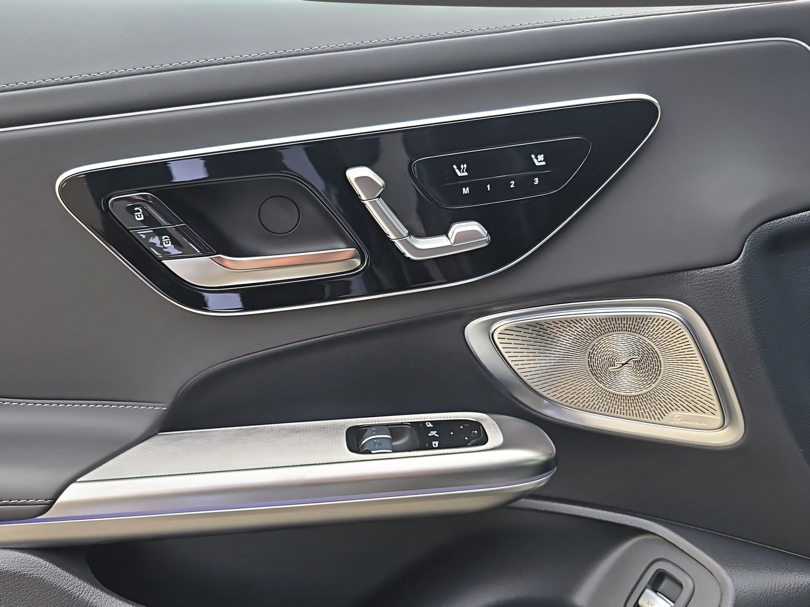 MERCEDES-BENZ CLE 450 4Matic Coupé-image-13