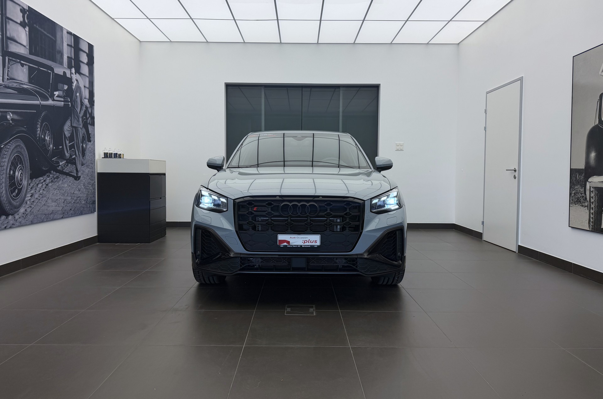 AUDI SQ2 TFSI quattro S-tronic-showroom-element-1