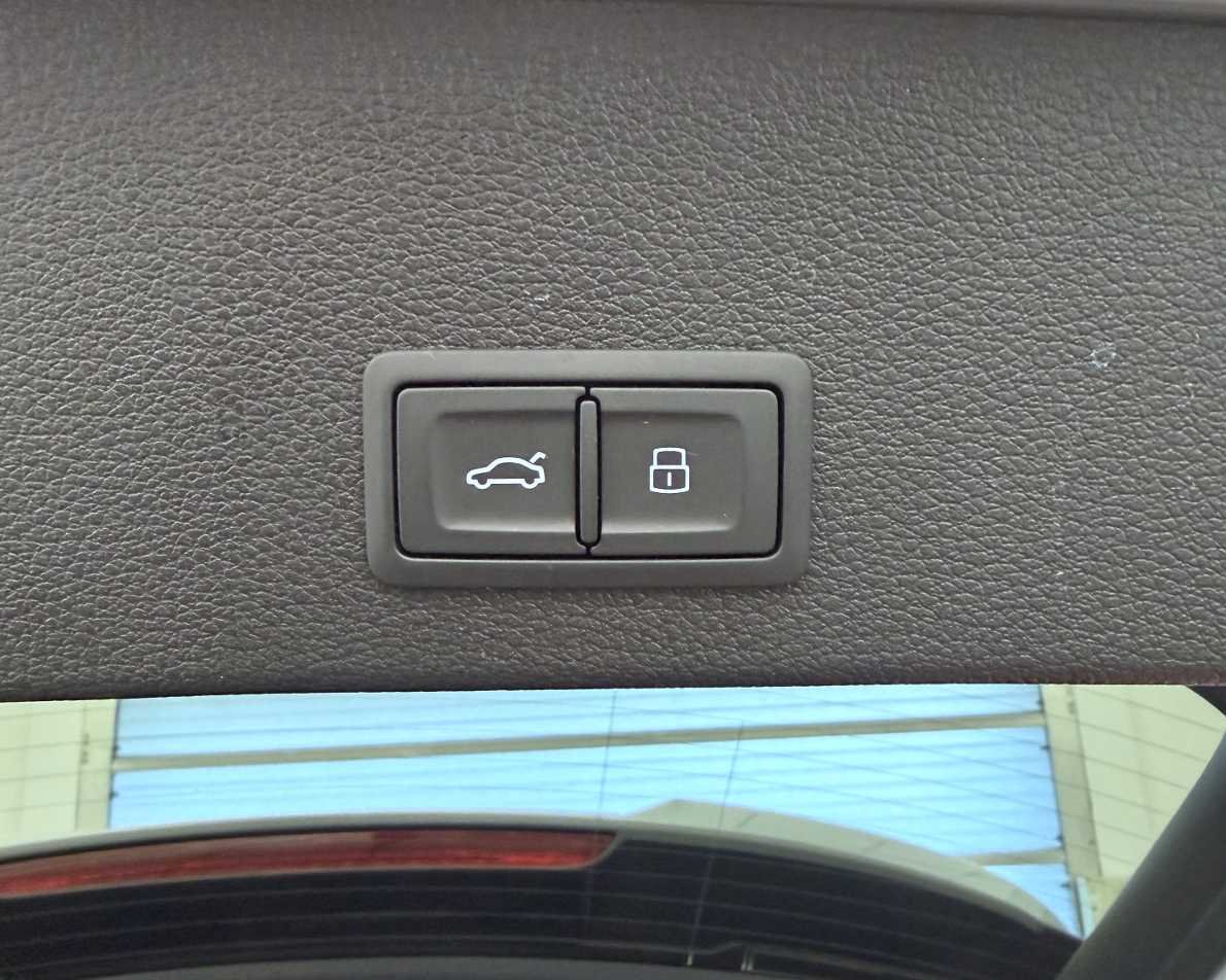 AUDI SQ2 TFSI quattro S-tronic-image-24