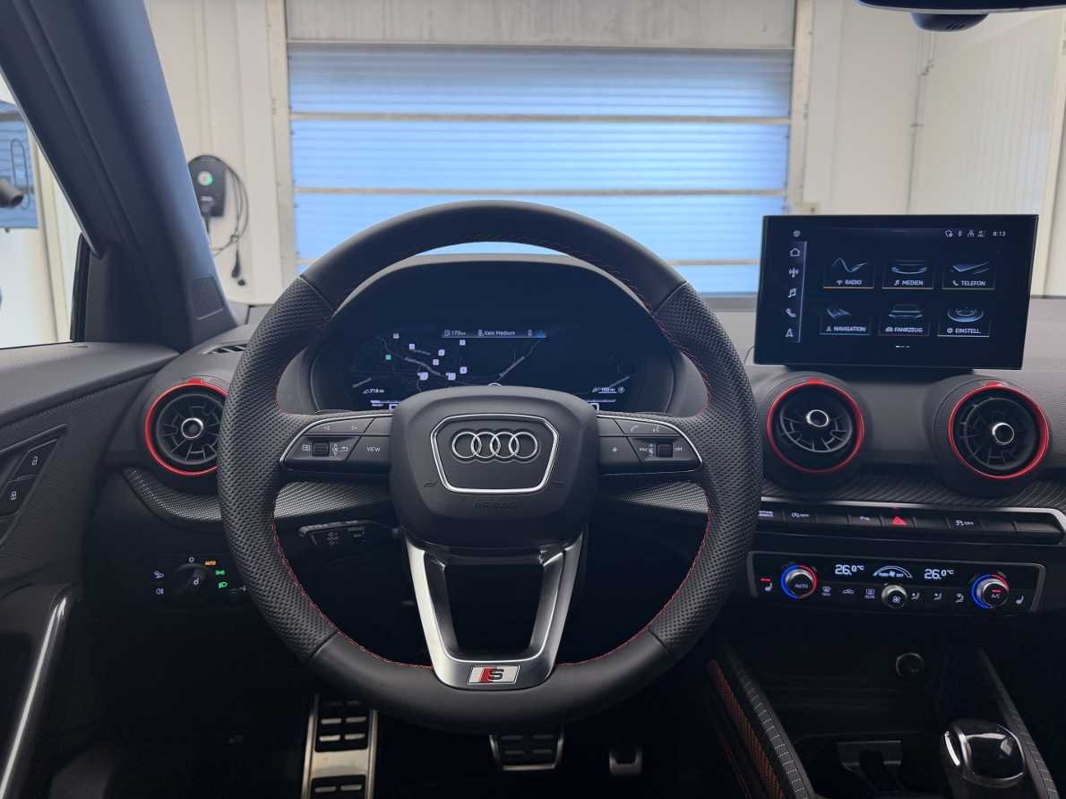 AUDI SQ2 TFSI quattro S-tronic-image-8