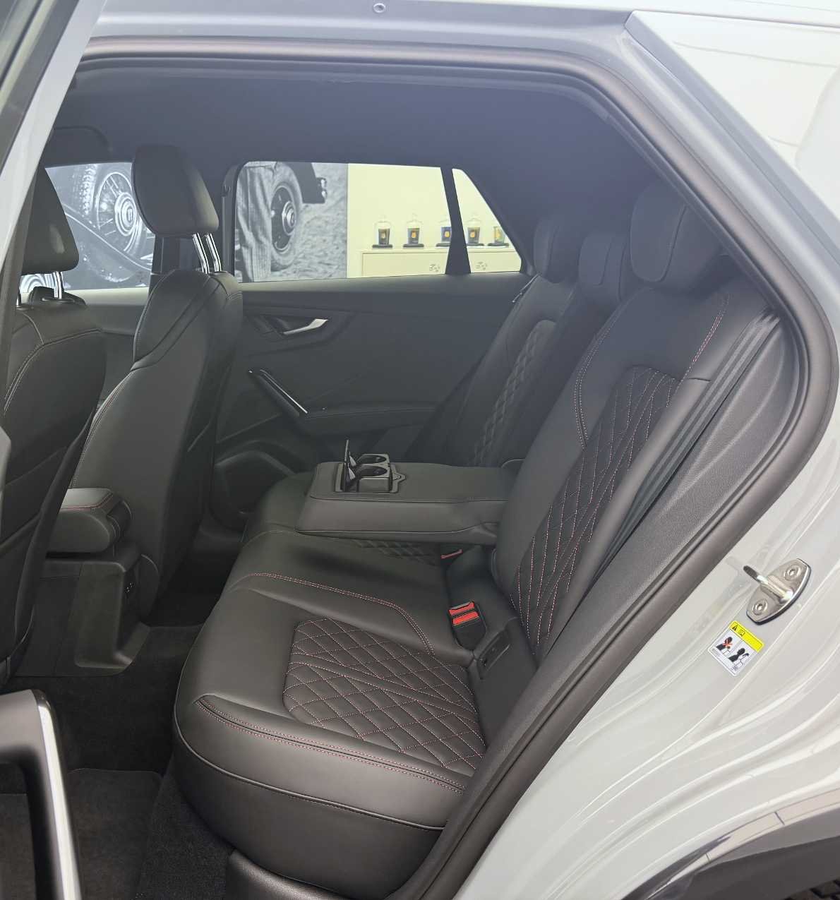 AUDI SQ2 TFSI quattro S-tronic-image-21