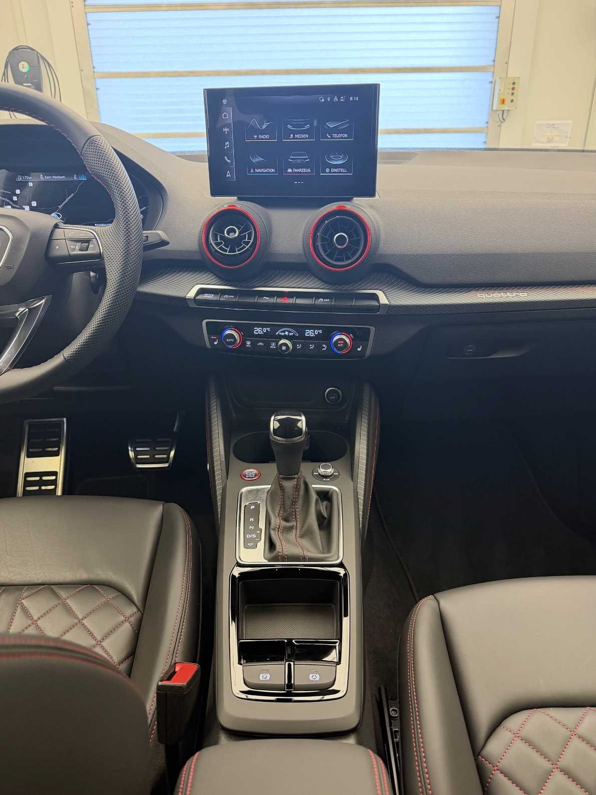 AUDI SQ2 TFSI quattro S-tronic-image-11