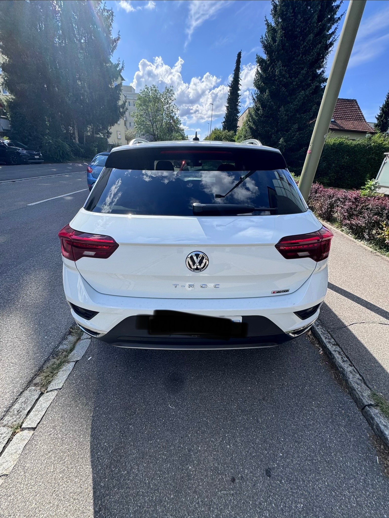 VW VW T-Roc 70th anniversary-image-3