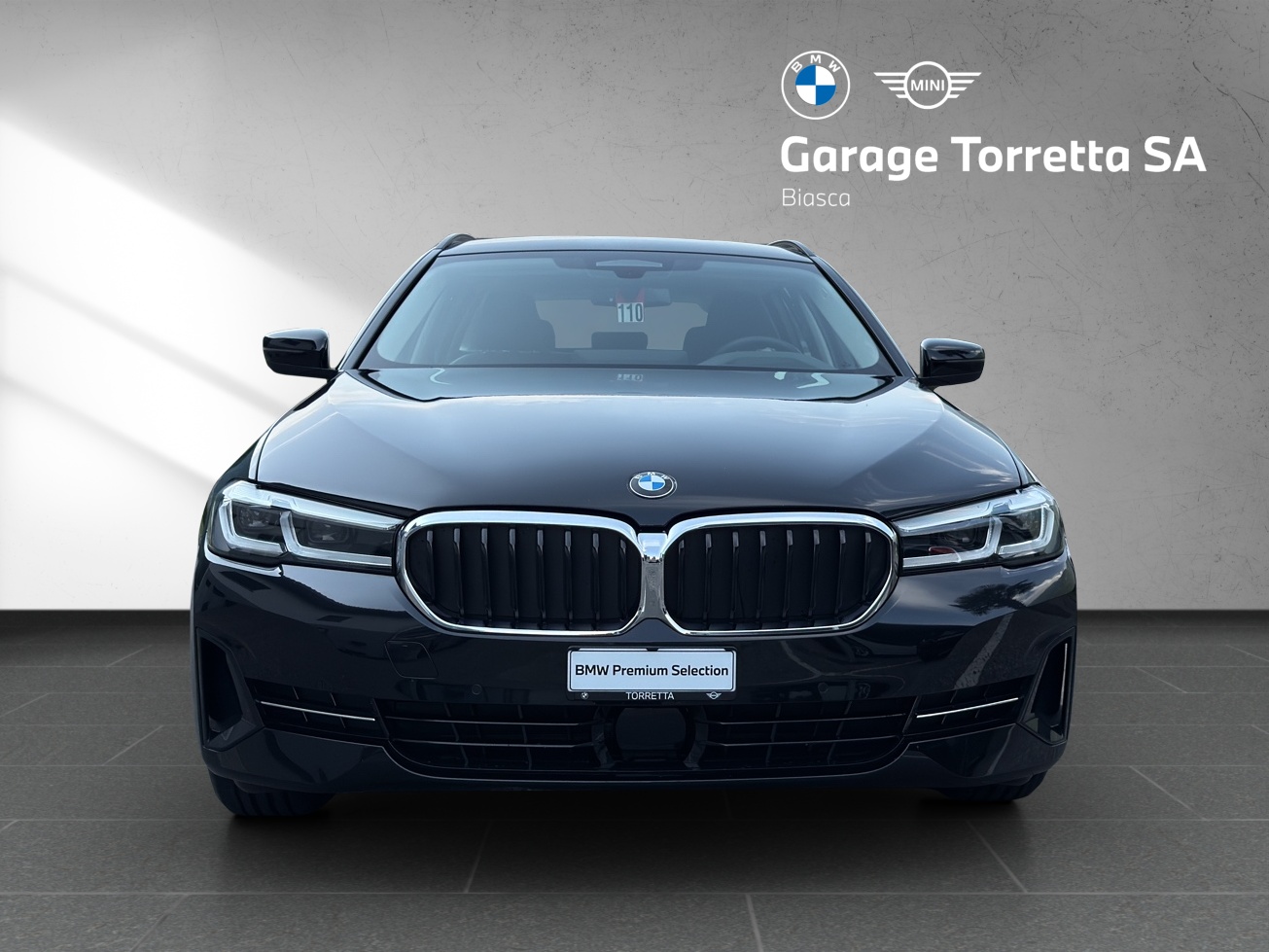 BMW 530d xDrive 48V Touring M Sport Steptronic-image-7