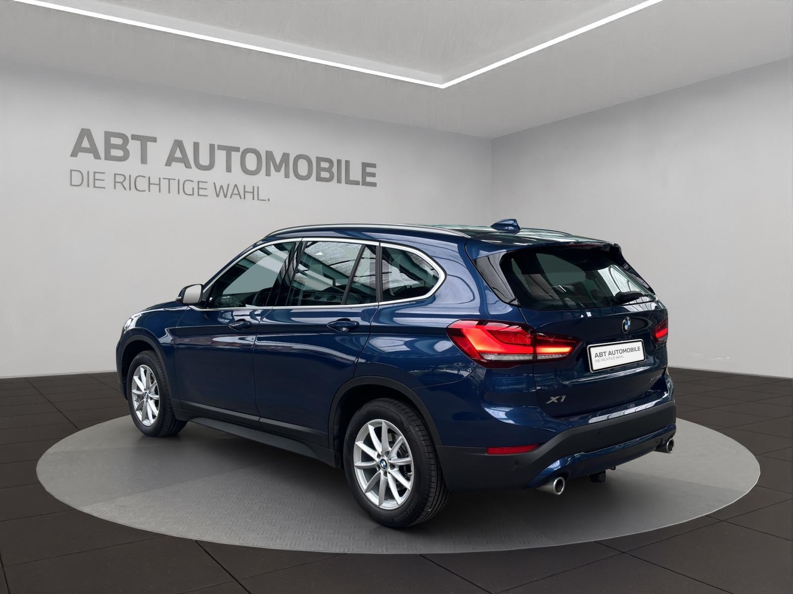 BMW X1 20i xDrive SAG-image-3