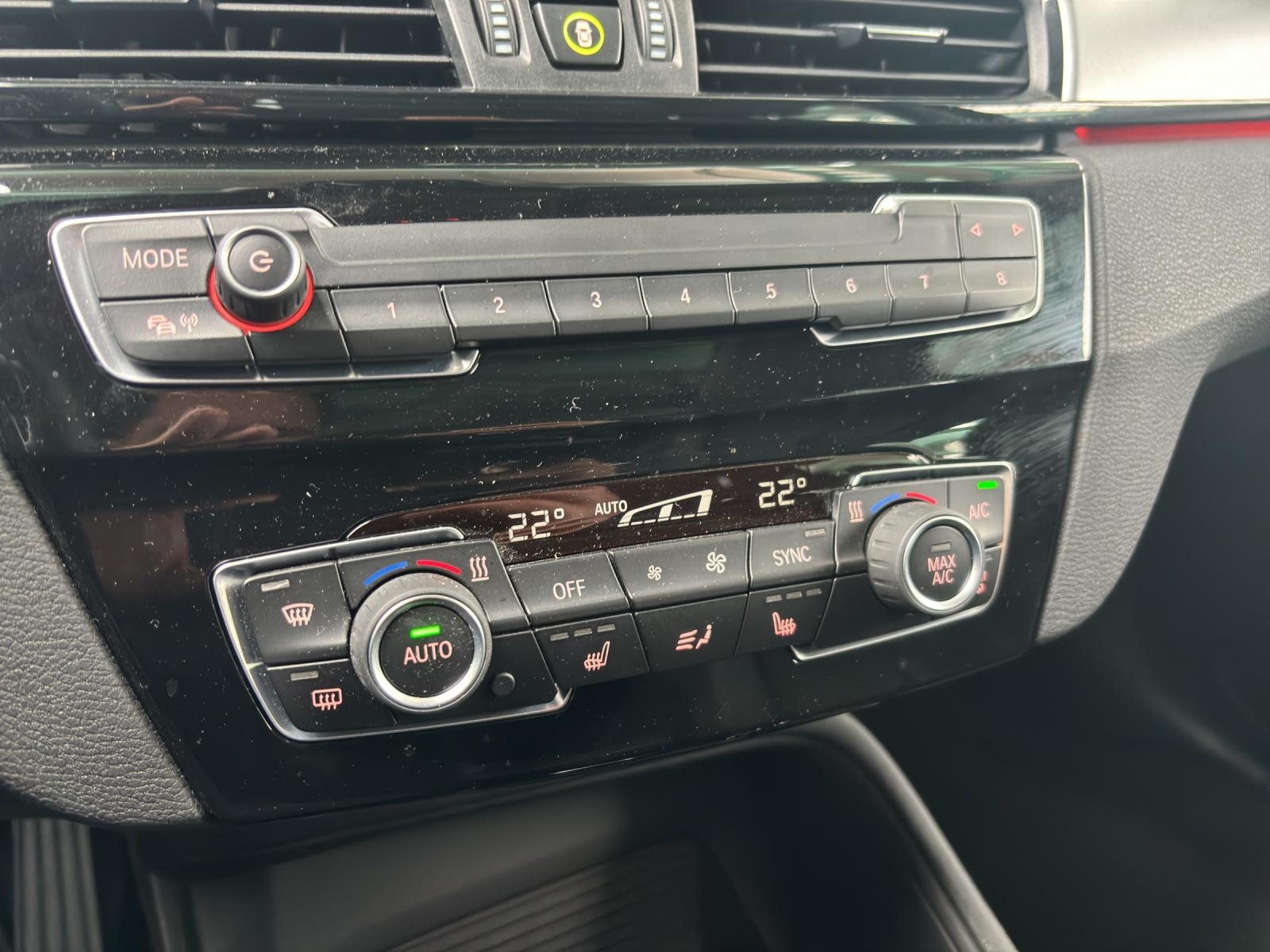 BMW X1 20i xDrive SAG-image-16