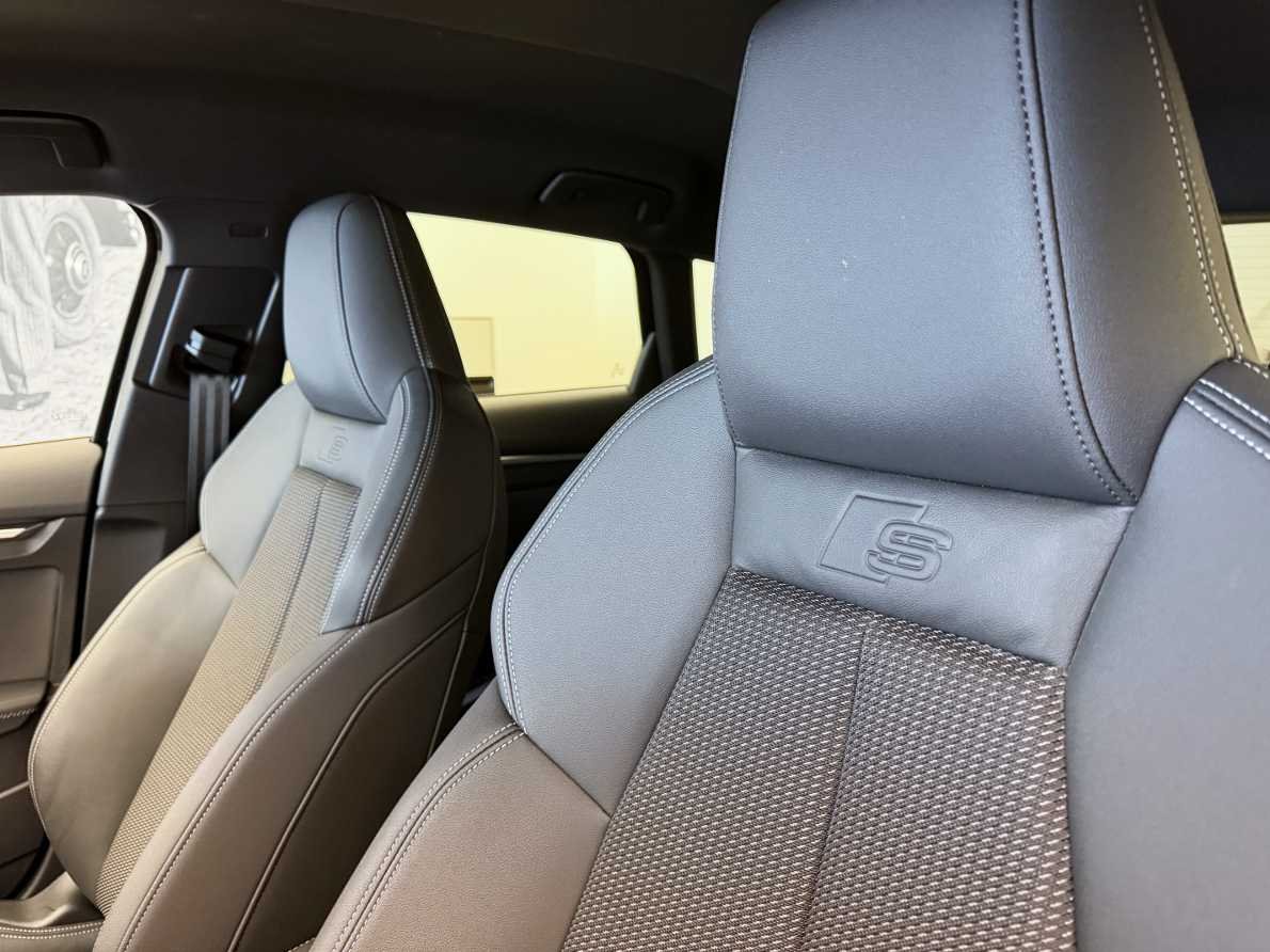 AUDI S3 Sportback 2.0 TFSI quattro S-tronic-image-6