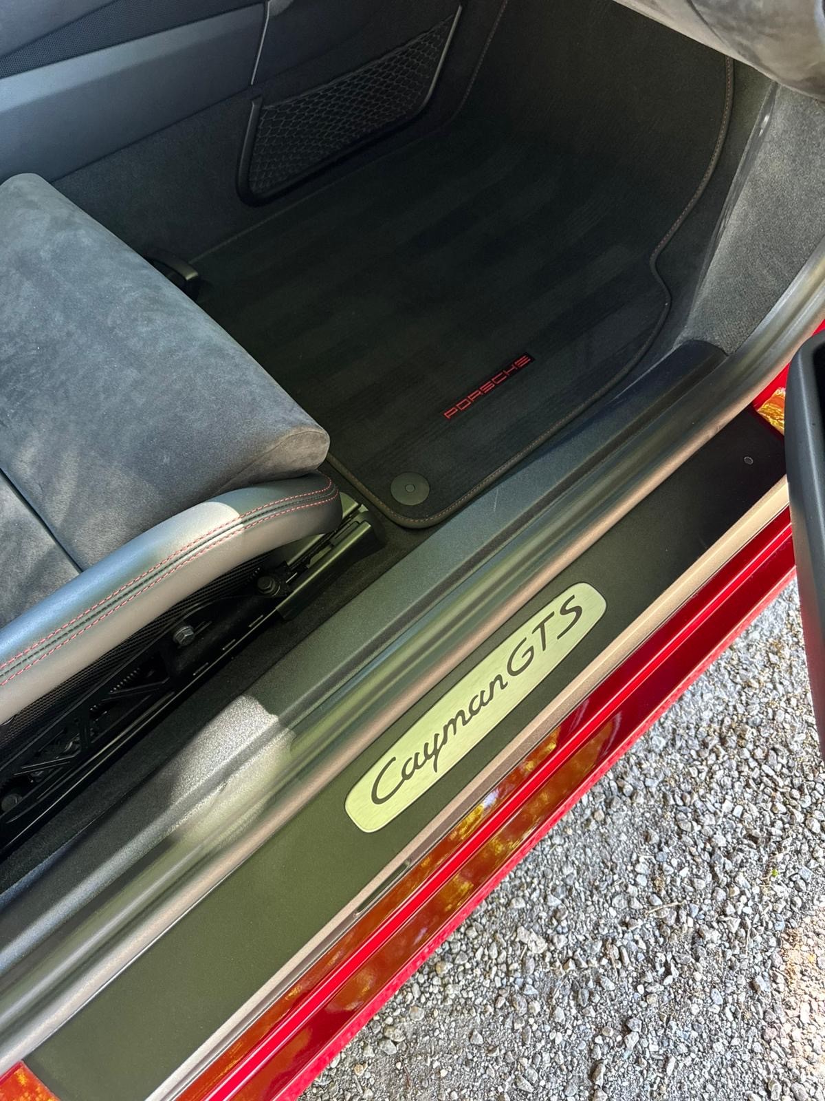 PORSCHE Cayman 981 GTS 3.4-image-12