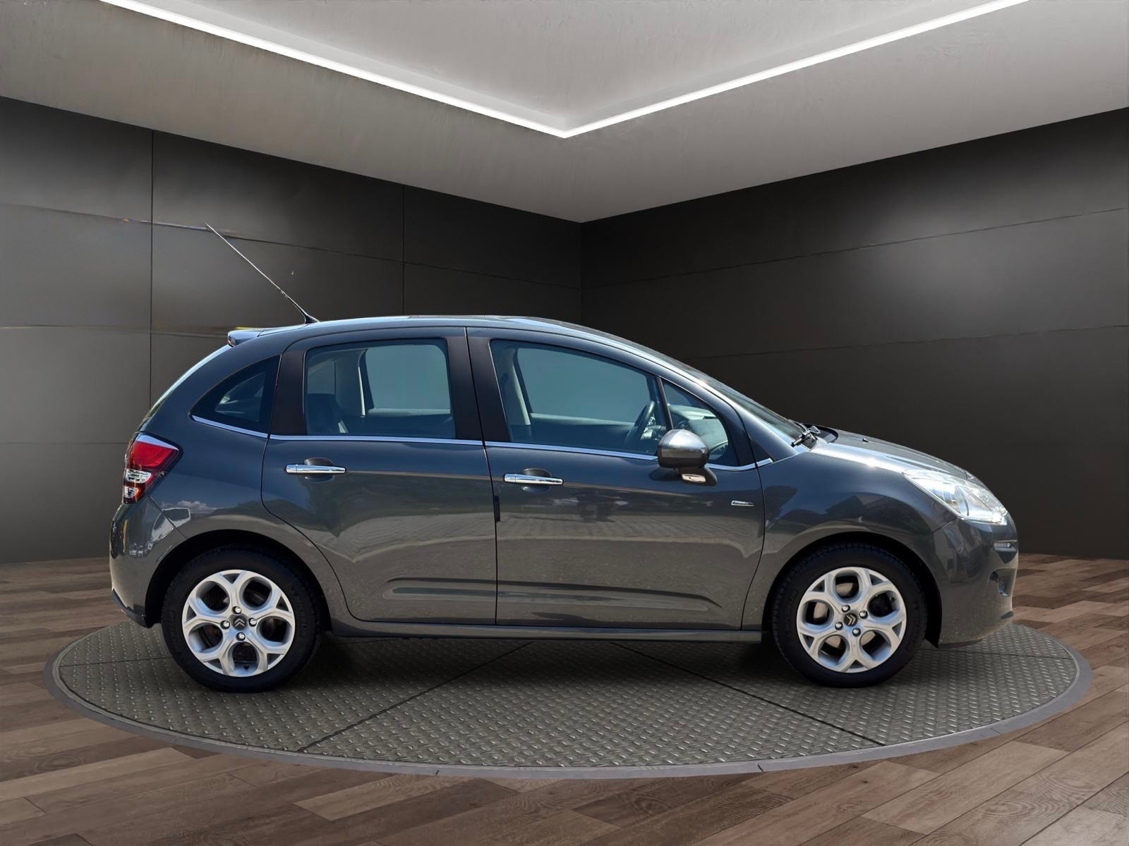 CITROEN C3 1.6i 16V Exclusive Automatic-image-4