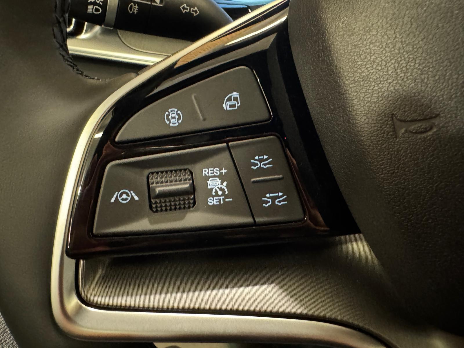 BYD Seal U DM-i Design AWD * Snow White*-image-10