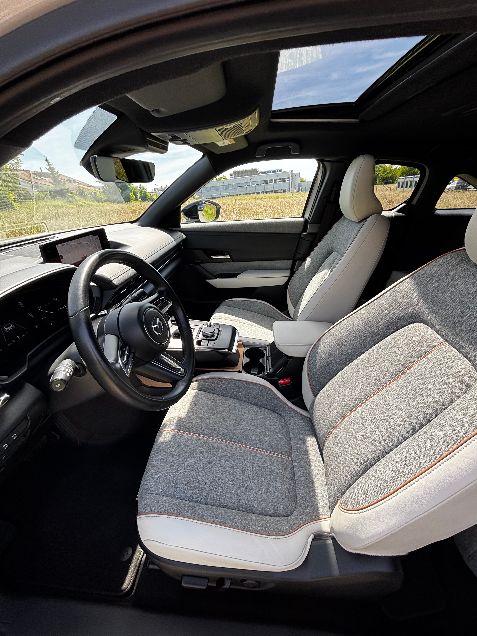 MAZDA MX-30 e-Skyactiv Ambition-image-10