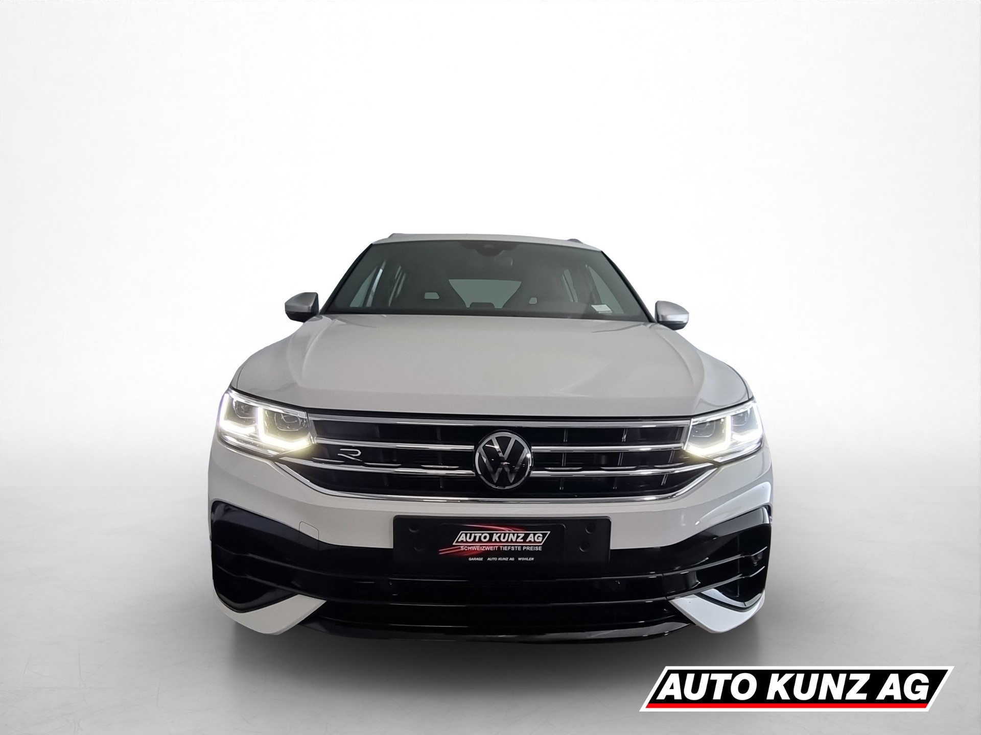 VW Tiguan 2.0TSI R 4Motion DSG-image-1